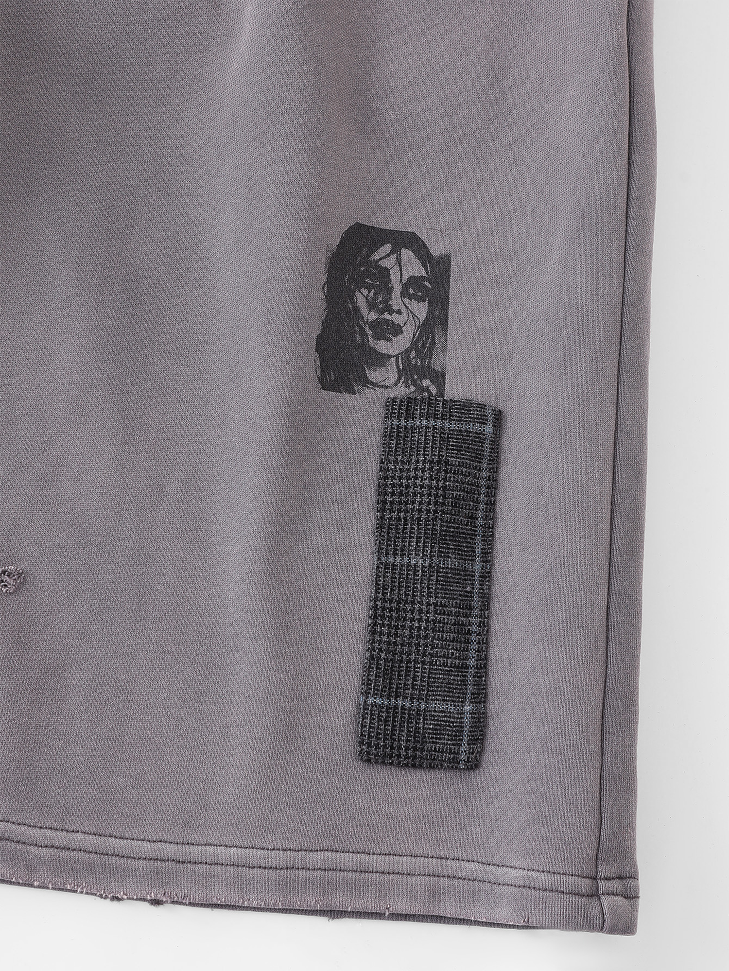 RICHILL Washed Patch Graphic Shorts