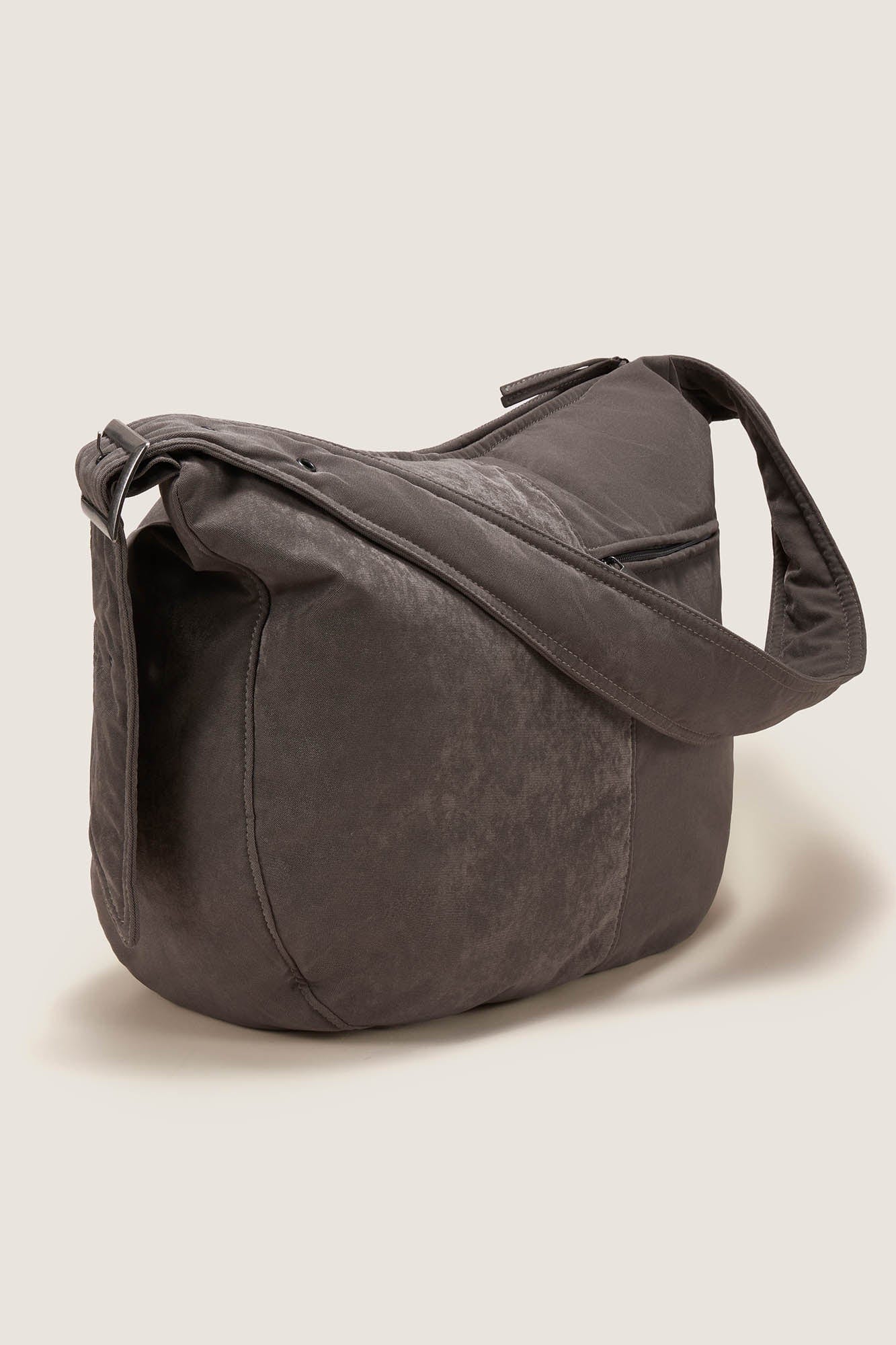 OPICLOTH Distressed Velvet Hobo Bag