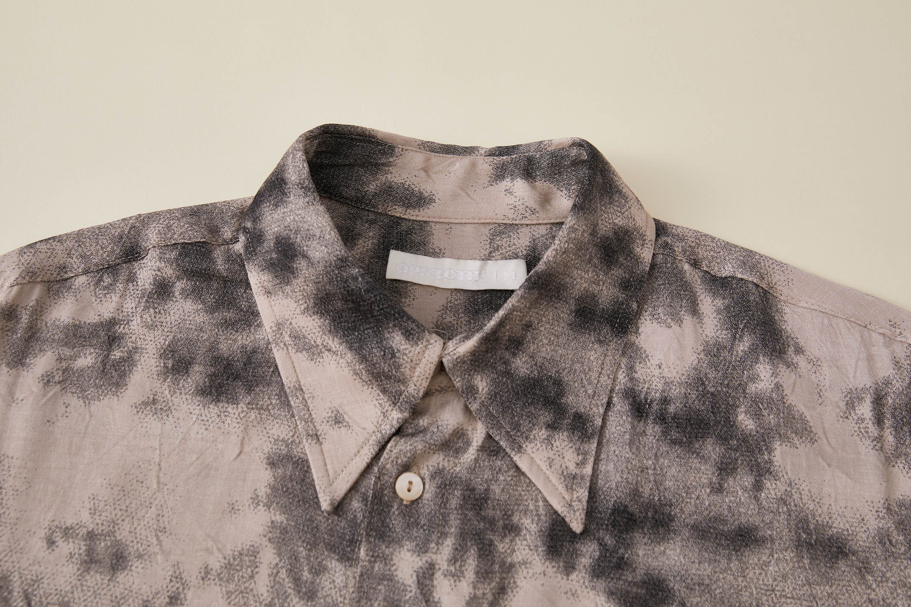 OPICLOTH Twist-Front Tie-Dye Shirt