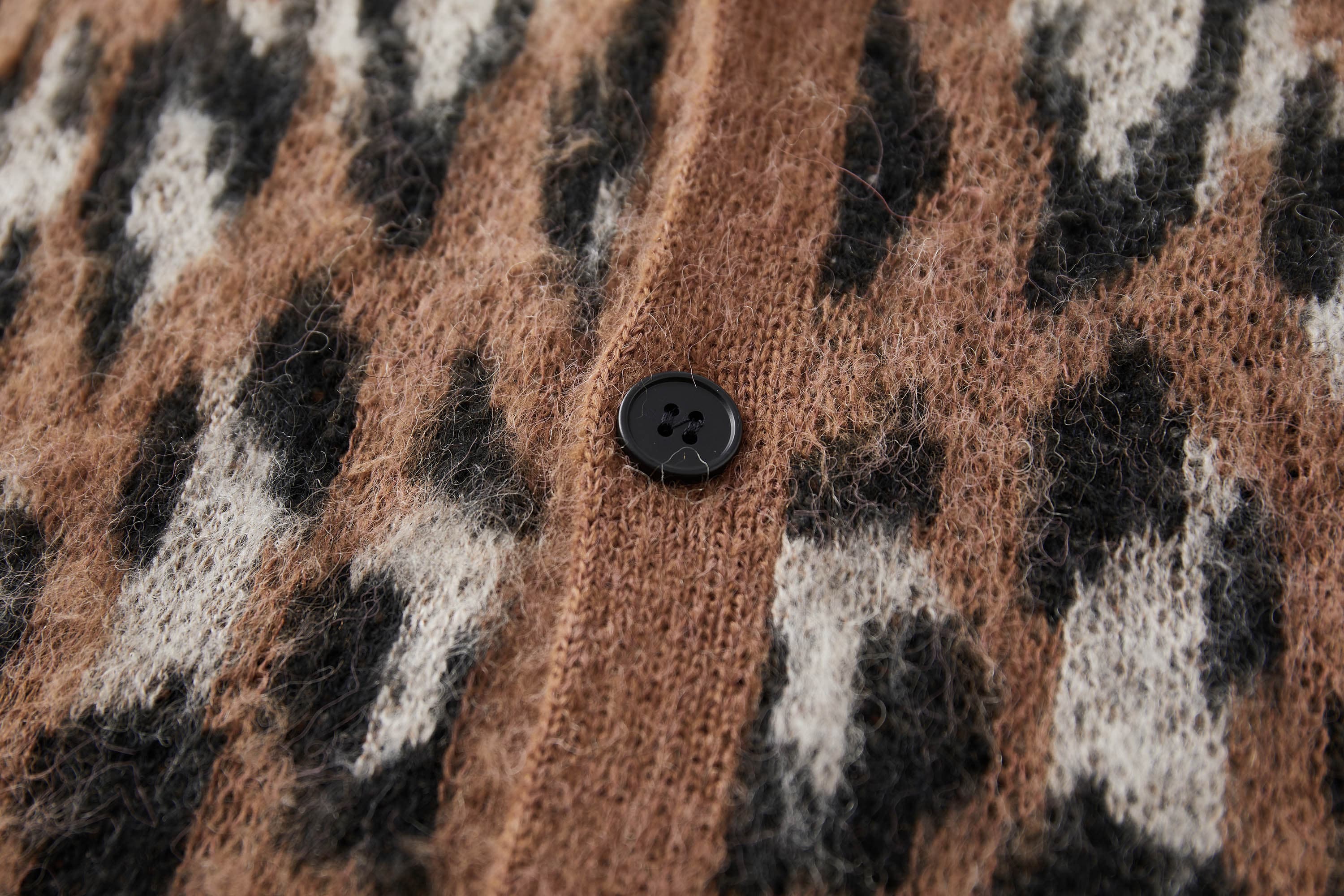 OPICLOTH Leopard Mohair V-Neck Cardigan