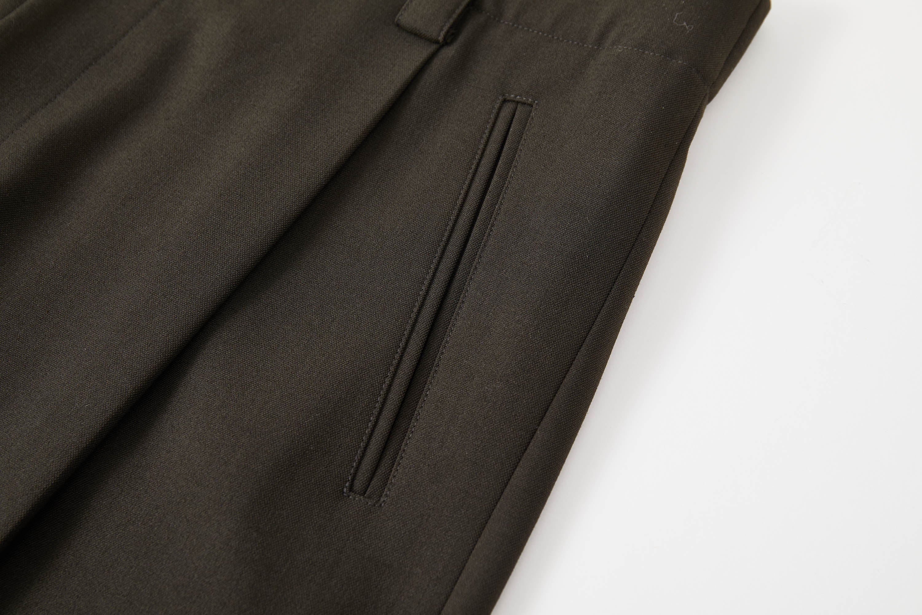 OPICLOTH Pleated Tapered Waist Straight-Leg Trousers