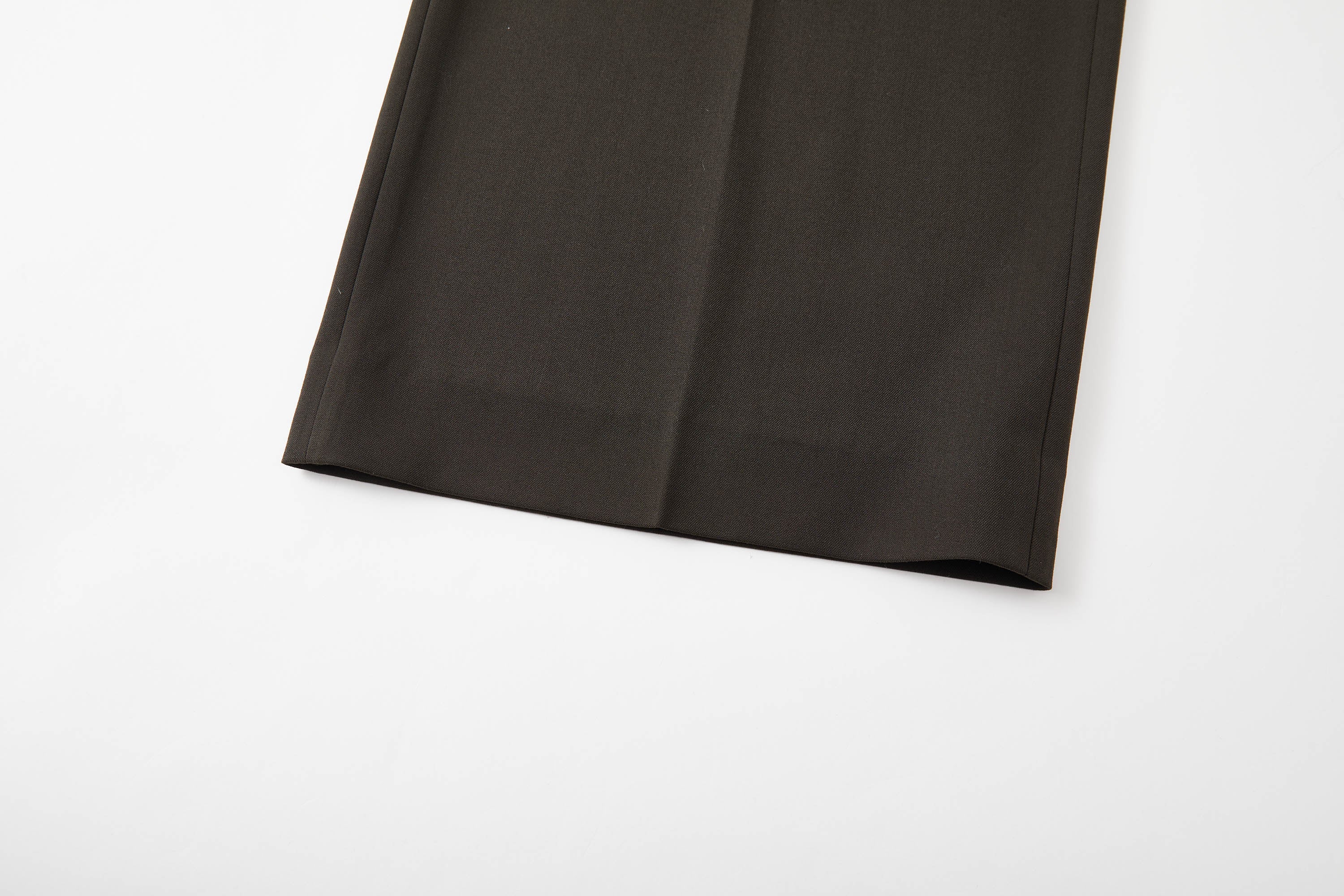 OPICLOTH Pleated Tapered Waist Straight-Leg Trousers