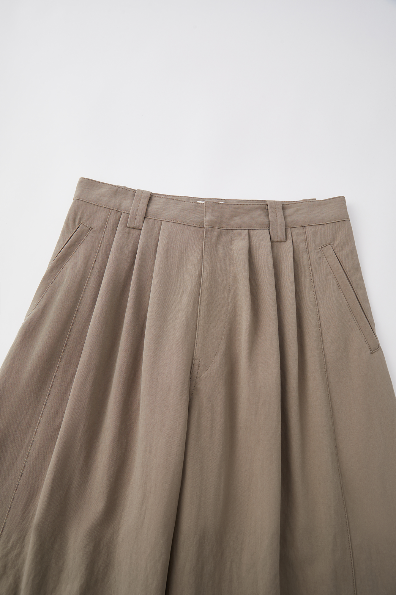 OPICLOTH Retro Pleated Wide-Leg Trousers, premium urban and streetwear designers apparel on PROJECTISR.com, OPICLOTH