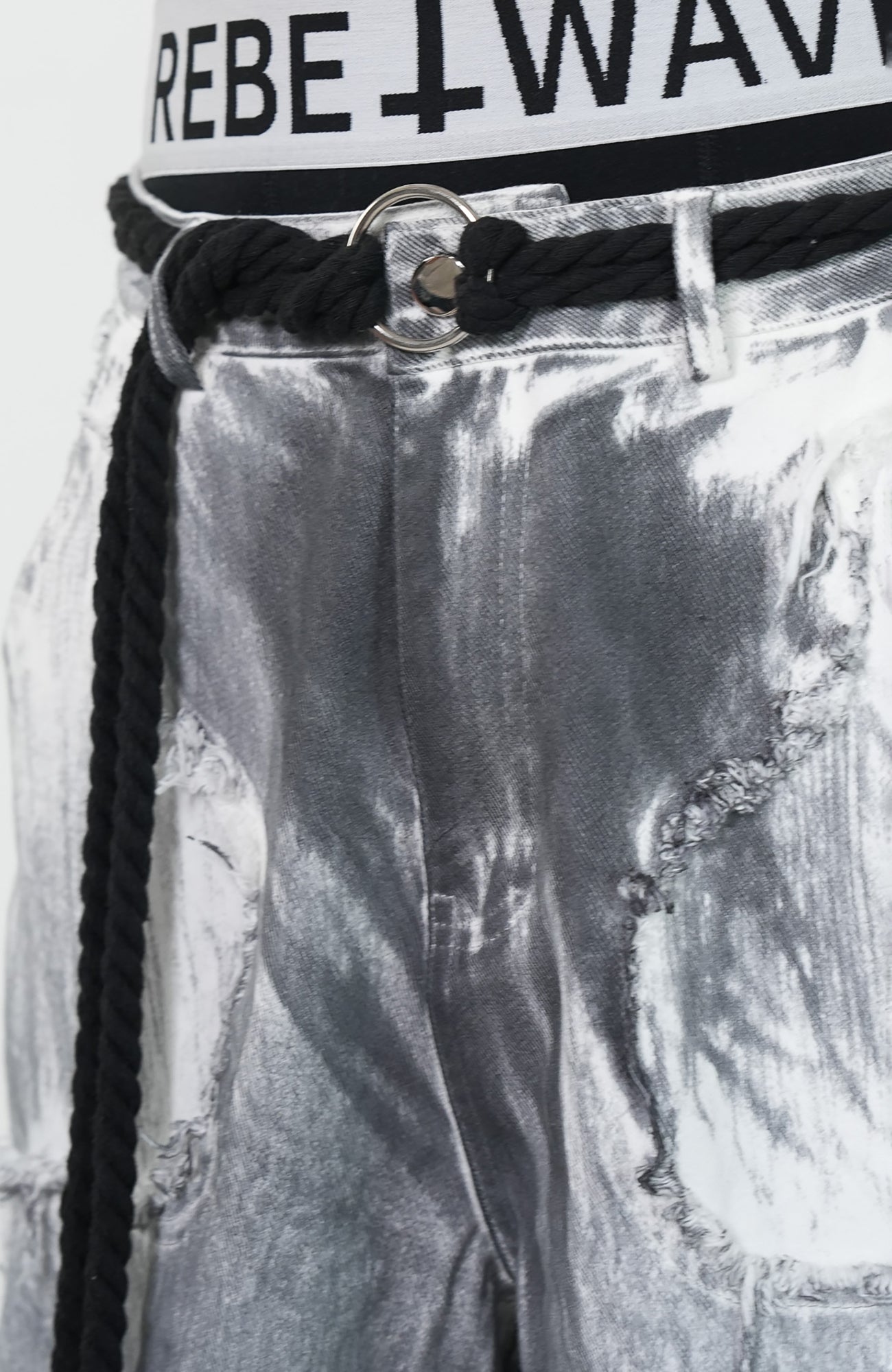 VE2 Lace-Up Panel Flared Jeans