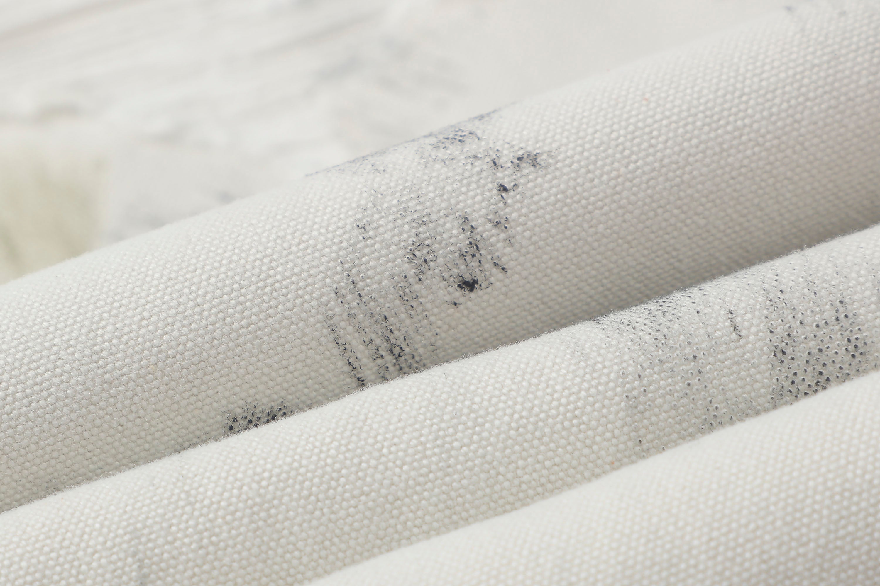 MAKEMORE Distressed Paint-Splattered Double-Knee Jeans White