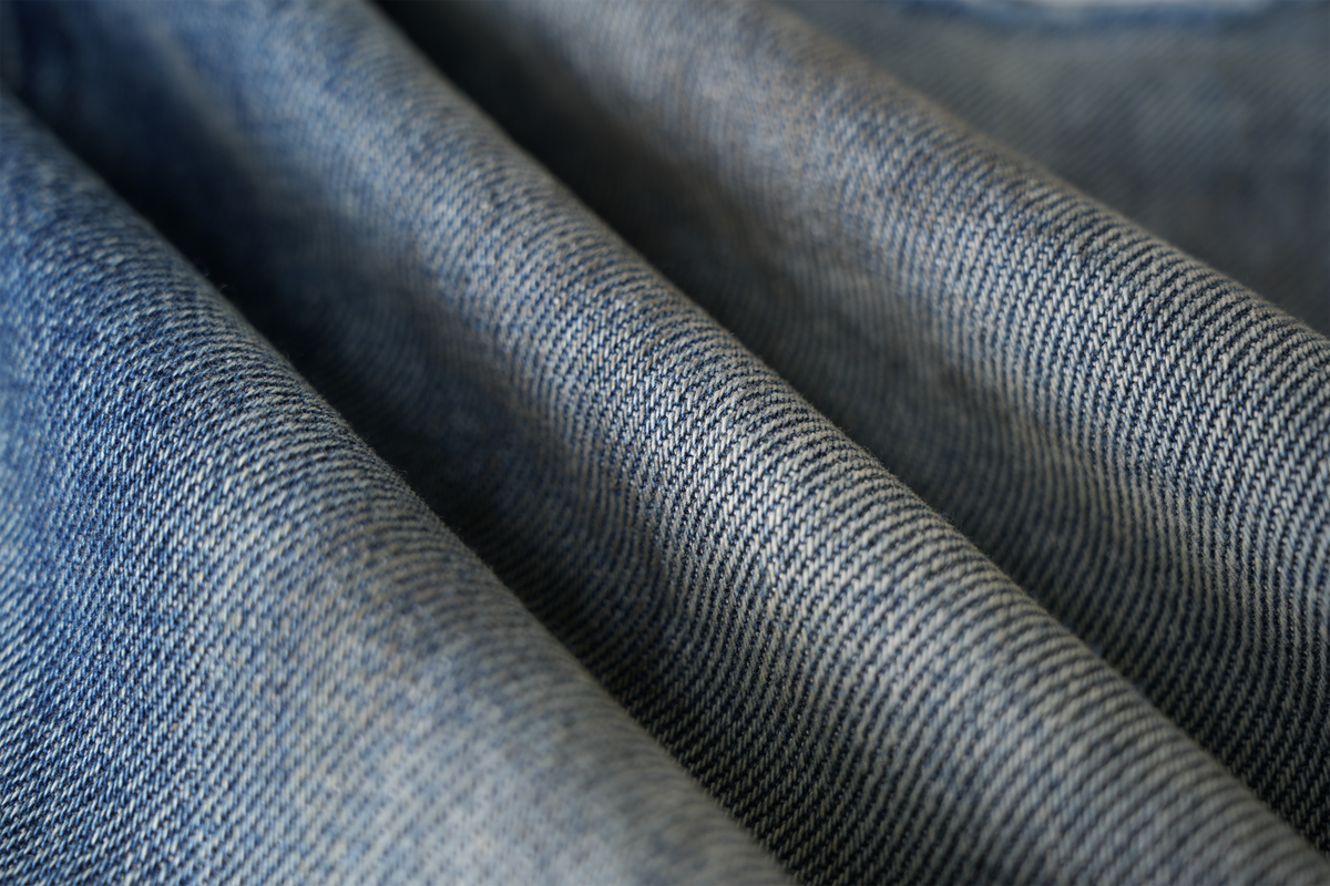 ORGANIC EMOTION Distressed Washed Patchwork Jeans