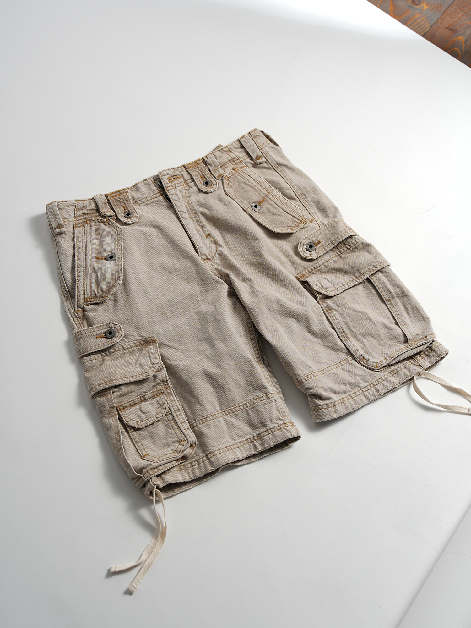 NEIGBORL Washed Distressed Multi-Pocket Cargo Shorts