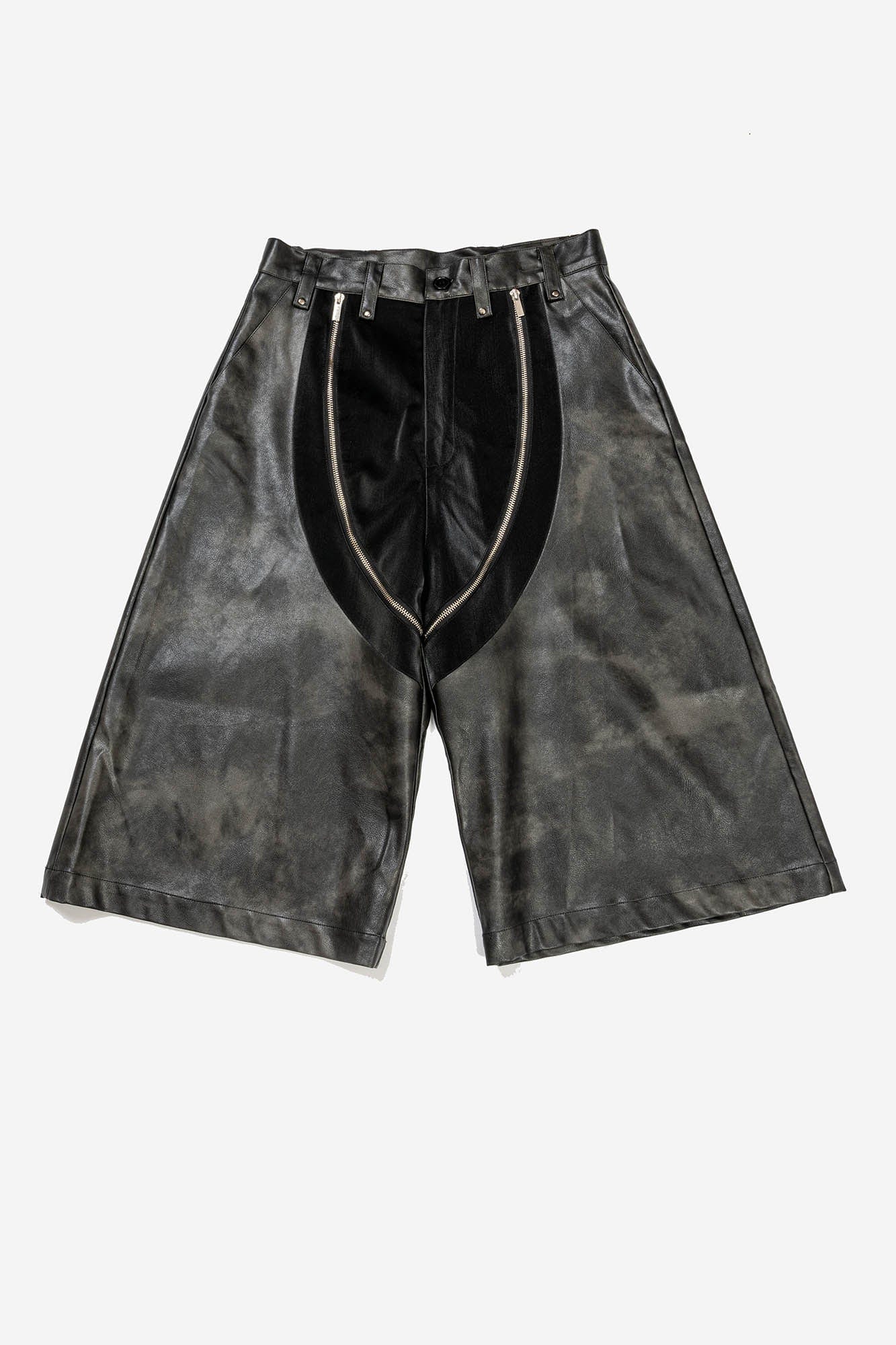 KADAKADA Distressed Curved Zipper PU Oversized Shorts