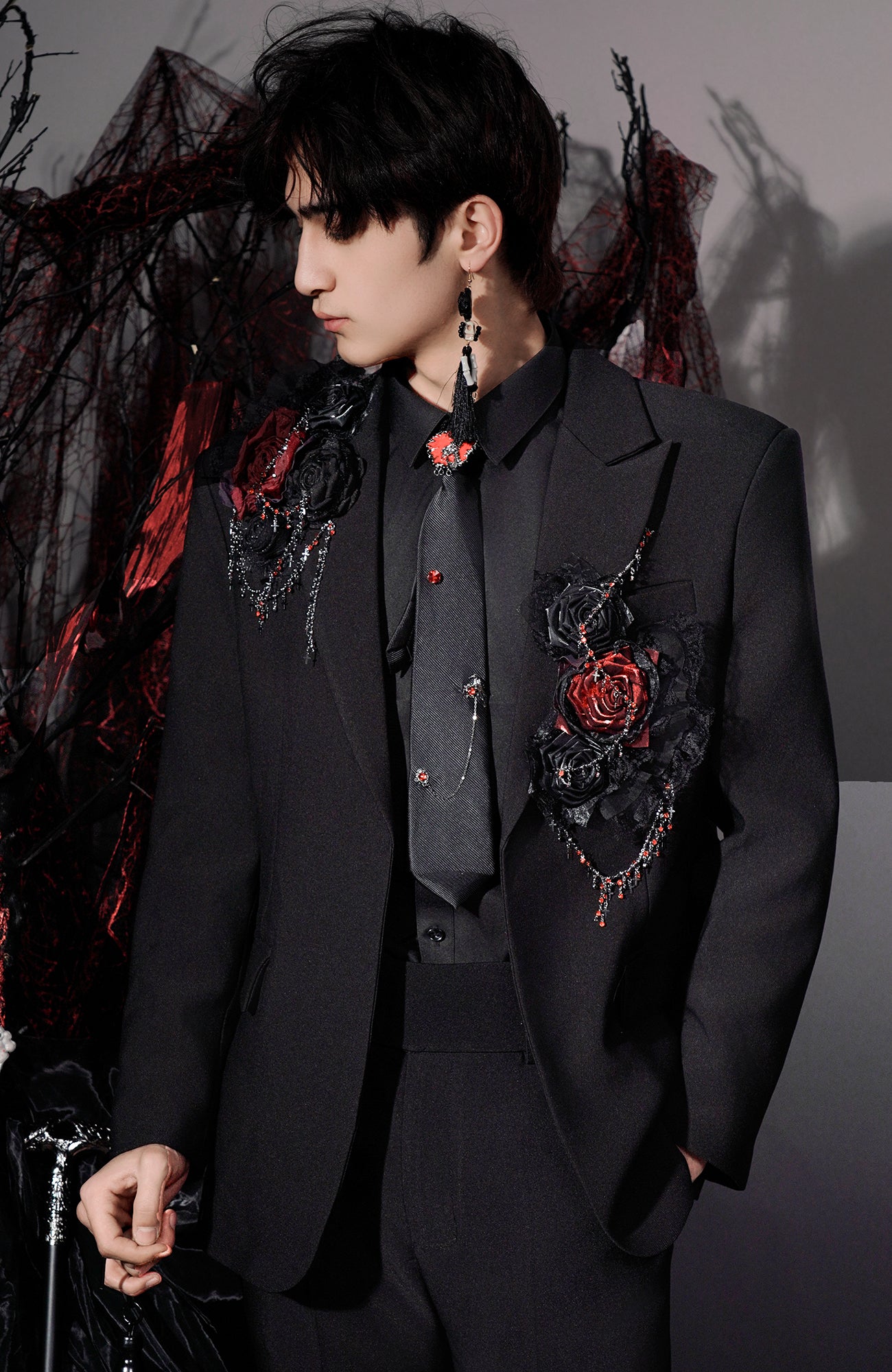 SHANG JIE Floral Appliqué Beaded Chain Blazer, premium urban and streetwear designers apparel on PROJECTISR.com, SHANG JIE