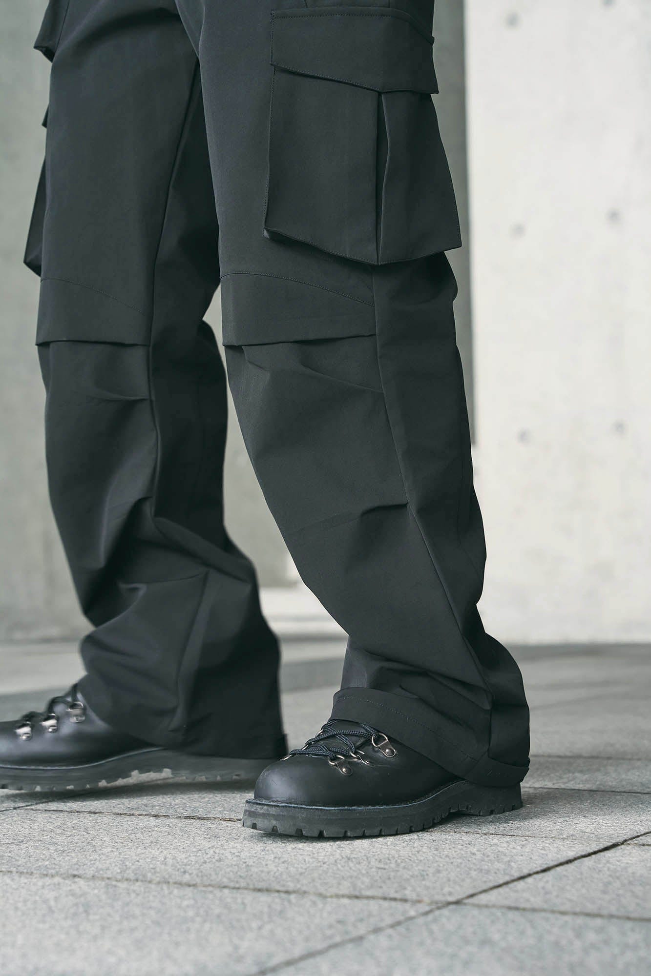 ENSHADOWER Modern Multi-Pocket Pleated Waterproof Pants