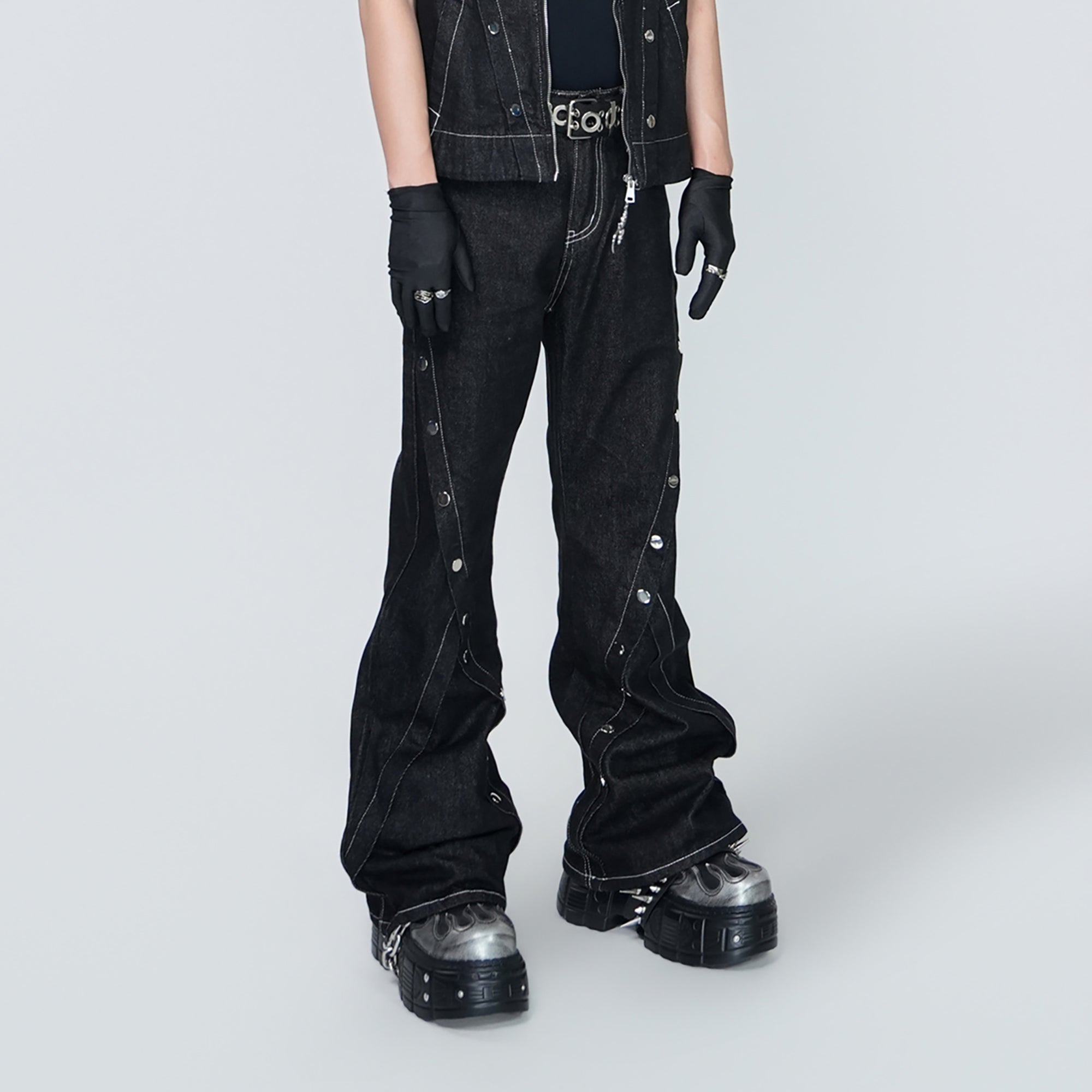 VE2 Raw Denim Button Panel Flared Jeans