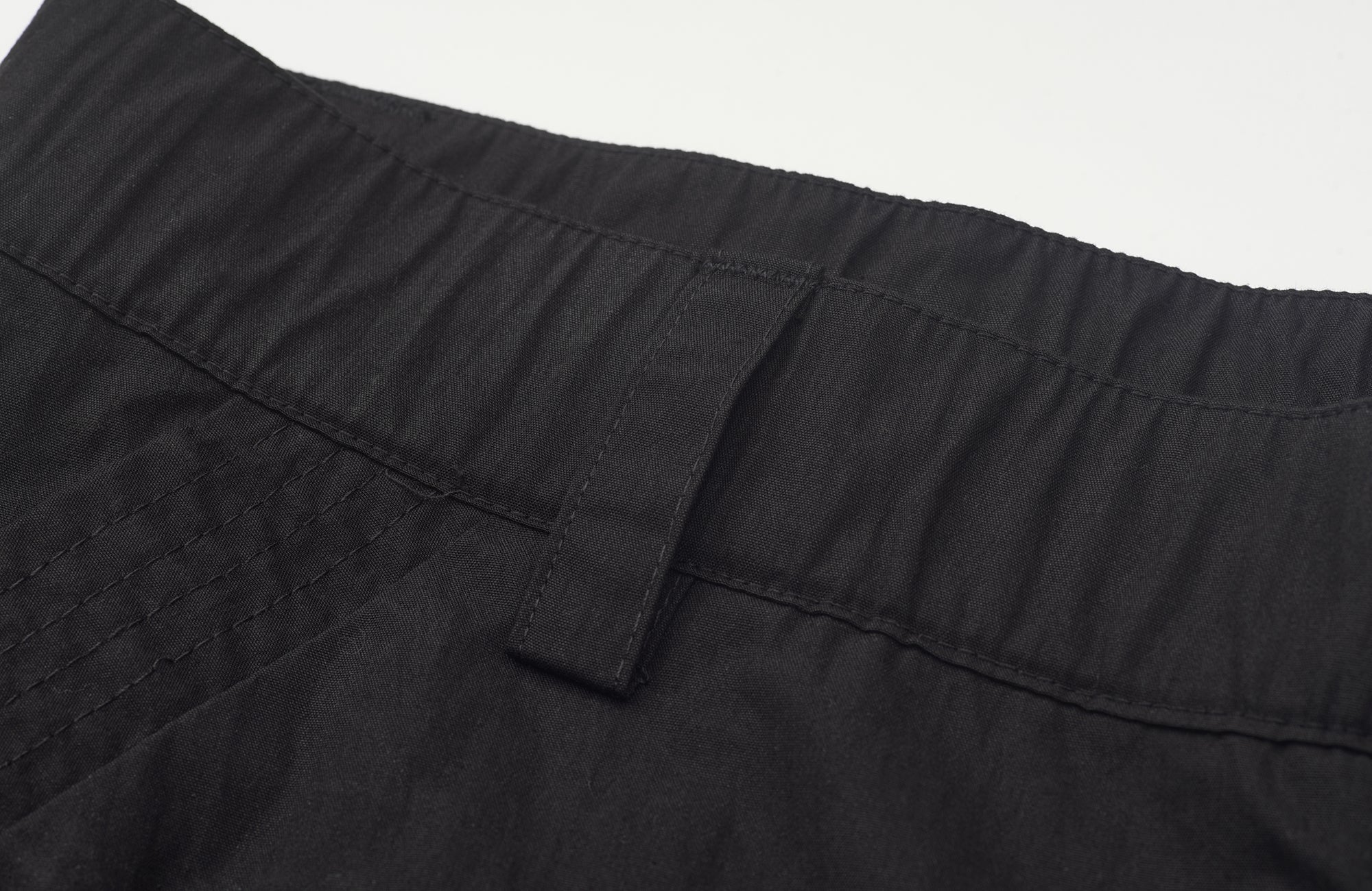 ROARINGWILD A ARCH Essential Drawstring Parachute Pants