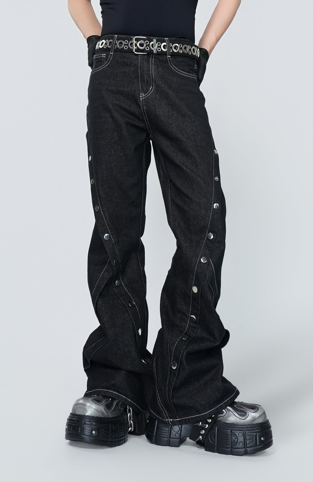 VE2 Raw Denim Button Panel Flared Jeans