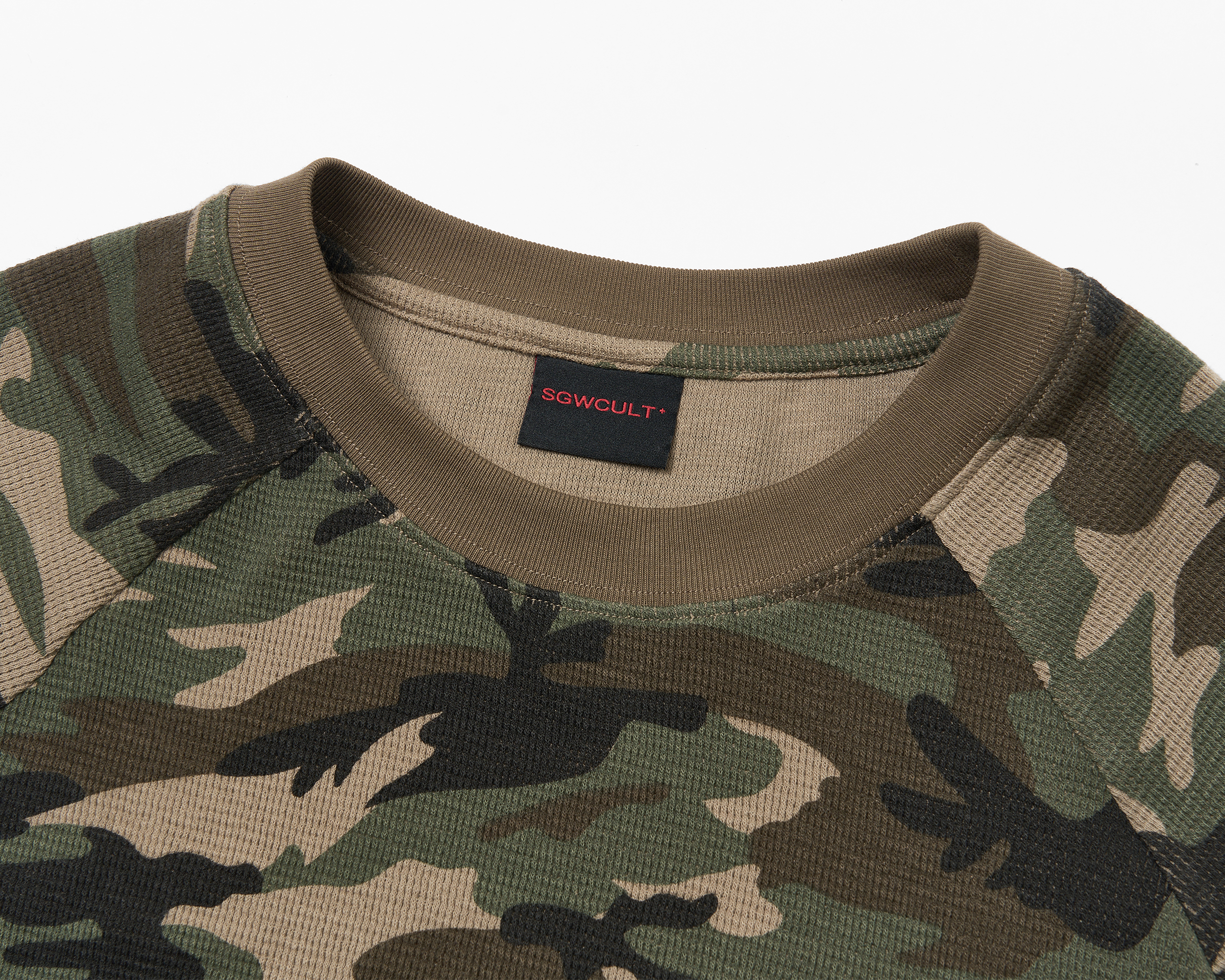 SAVAGEGROWTHWORLD Camo Waffle Knit Graphic Long-Sleeve Tee
