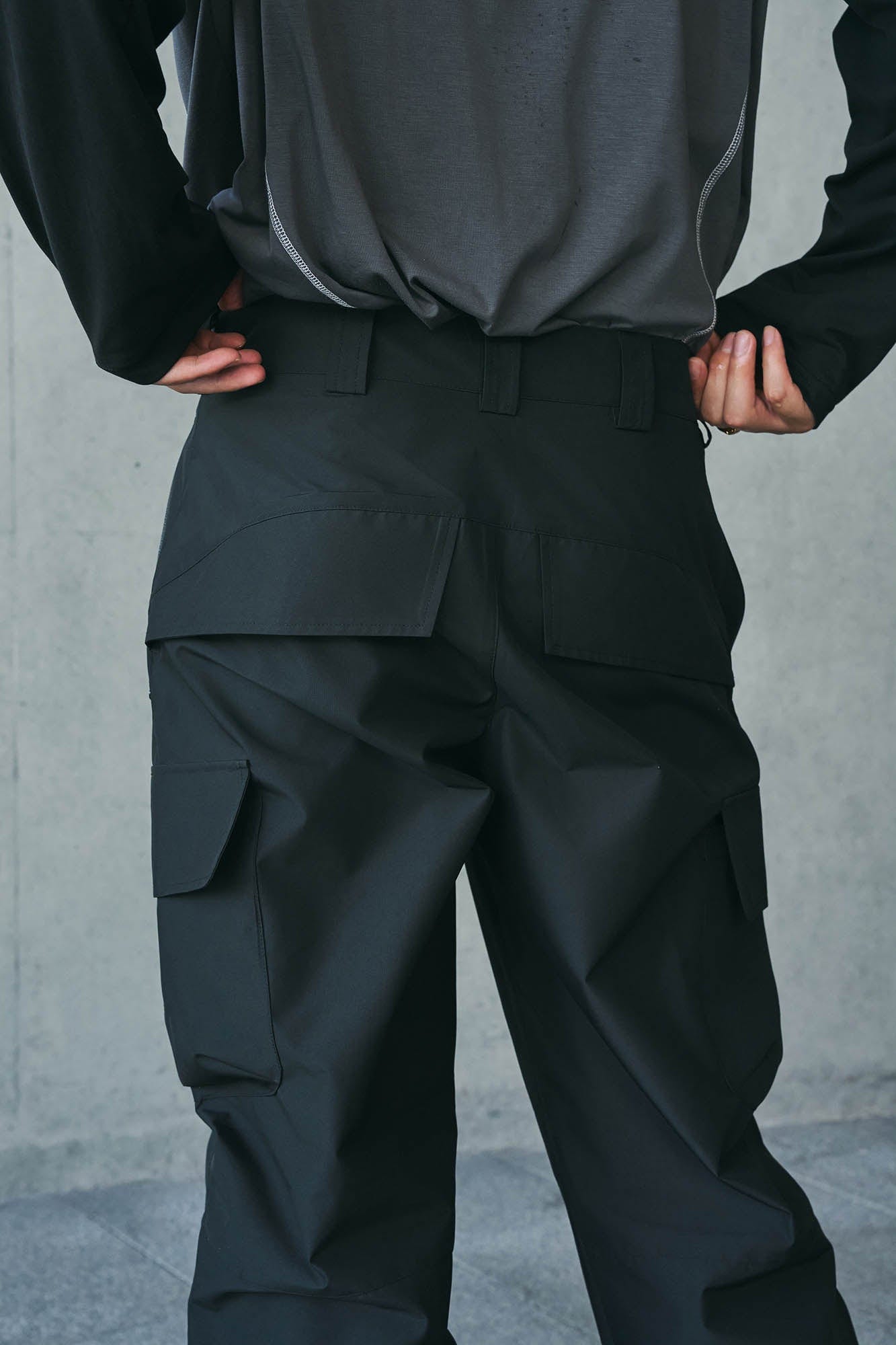 ENSHADOWER Multi-Pocket Waterproof Half-Zip Pants