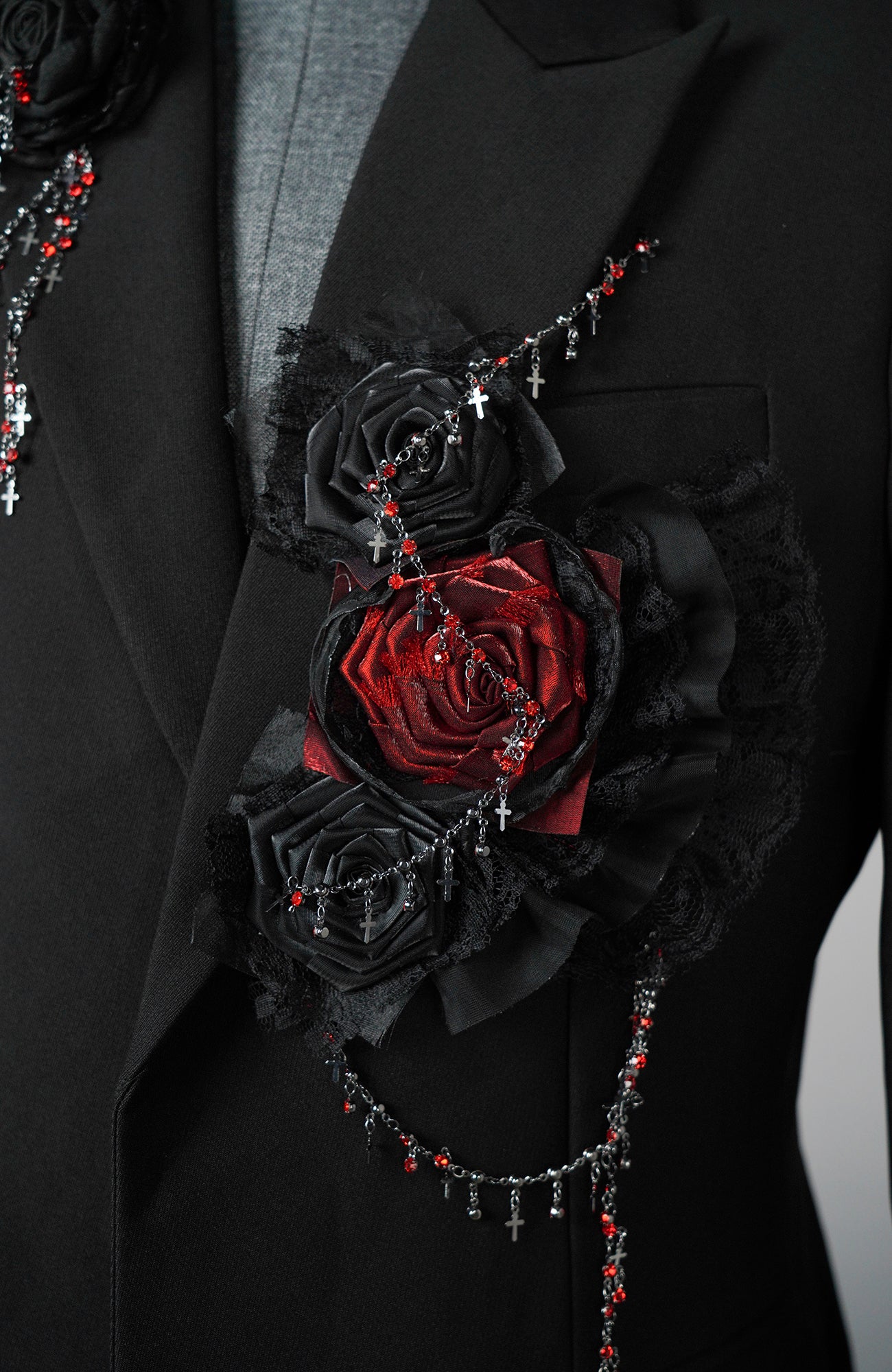 SHANG JIE Floral Appliqué Beaded Chain Blazer, premium urban and streetwear designers apparel on PROJECTISR.com, SHANG JIE