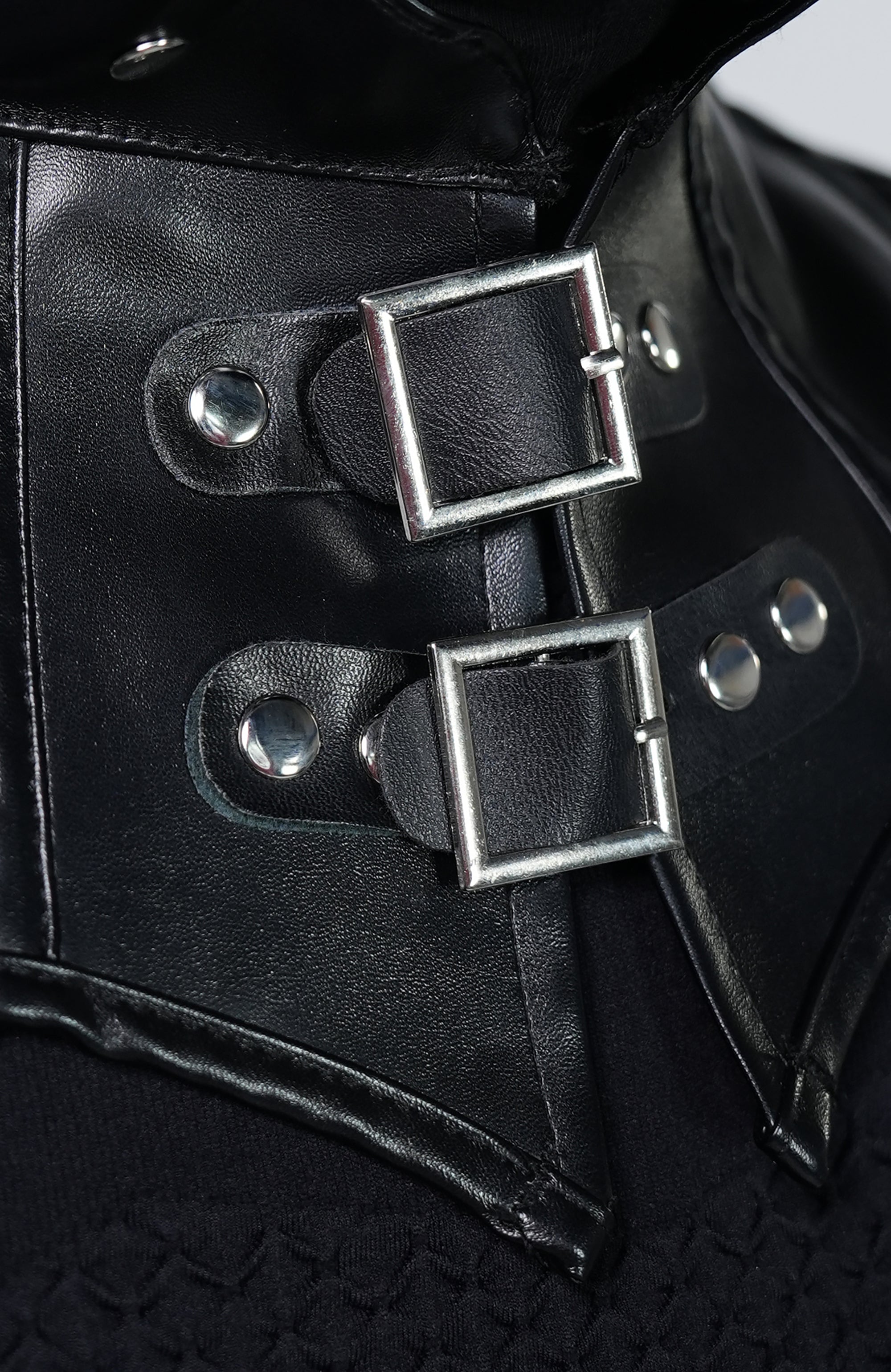 VE2 Studded Shoulder Harness Vest