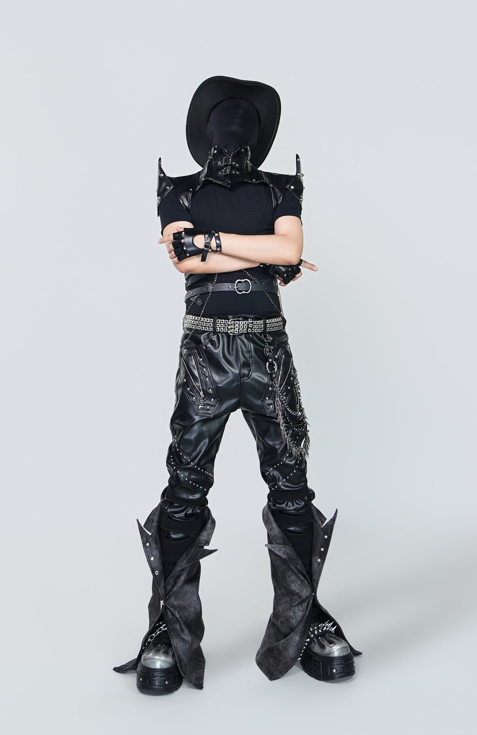 VE2 Studded Shoulder Harness Vest