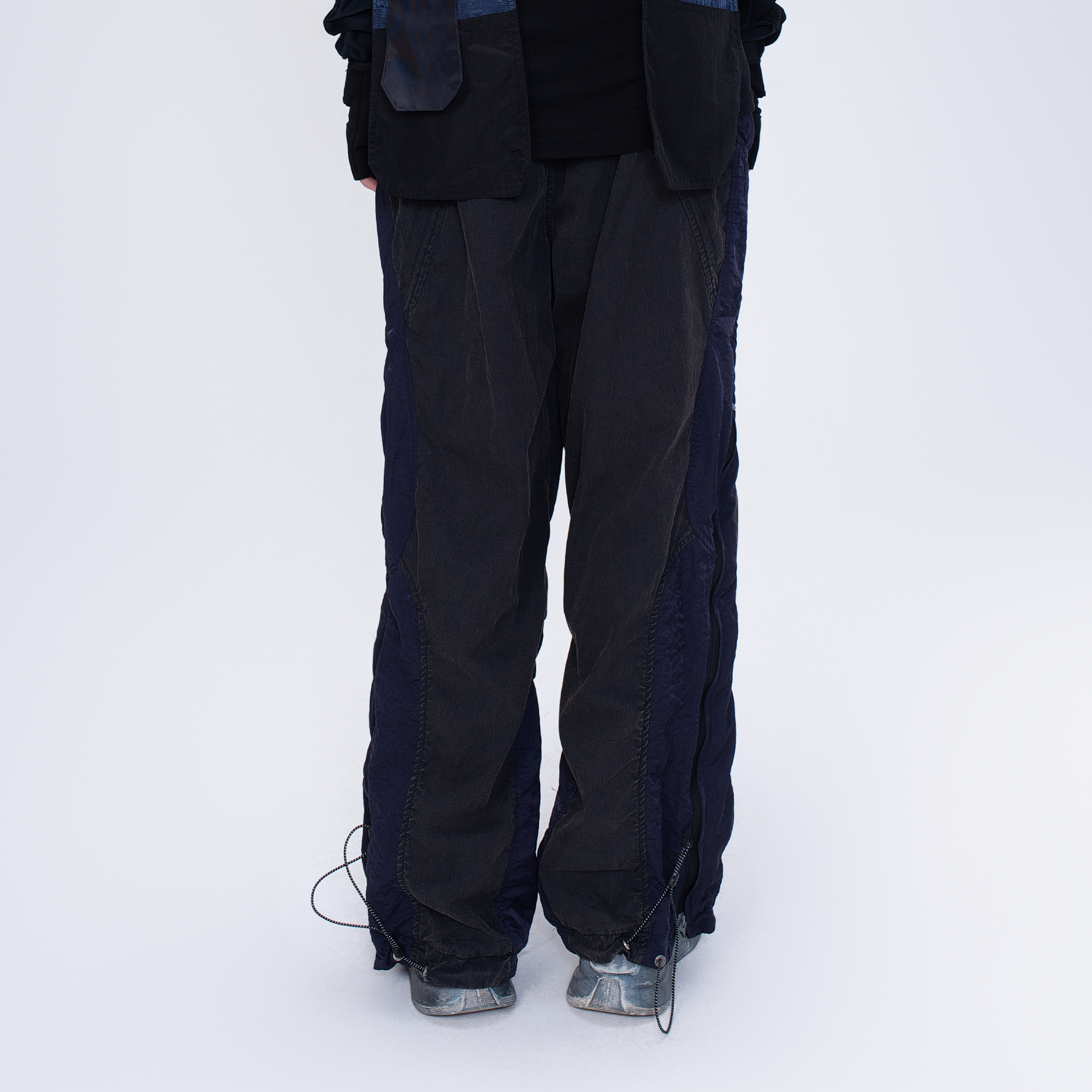 STEAM Deconstructed Zippered Spliced Wide-Leg Cargo Pants