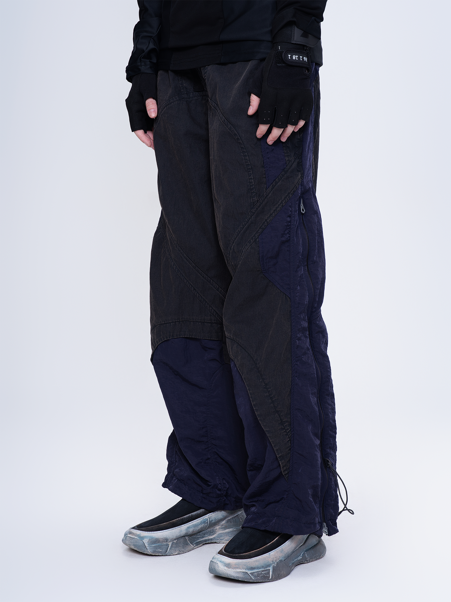 STEAM Deconstructed Zippered Spliced Wide-Leg Cargo Pants