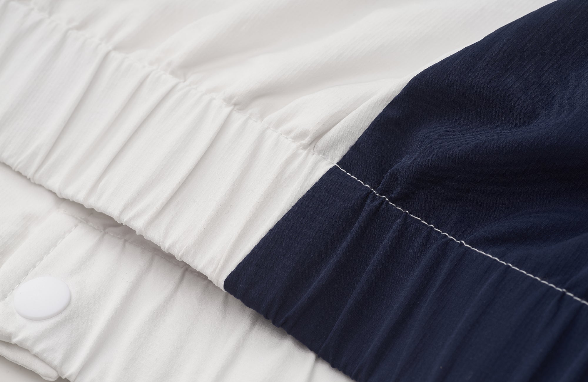 ROARINGWILD A ARCH Embroidered Graphic Raglan Jacket