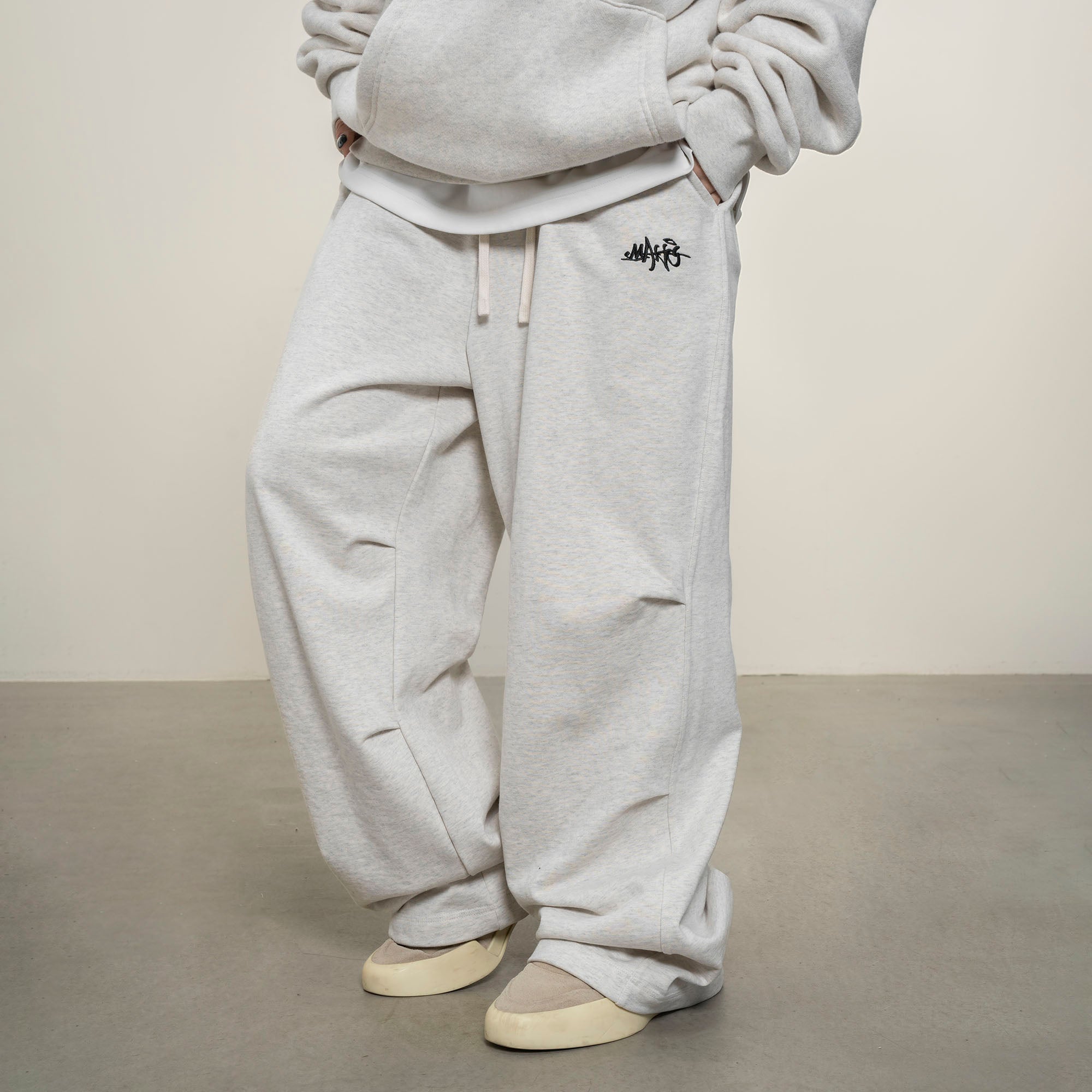 MAKEMORE Double Pleated Drawstring Sweatpants