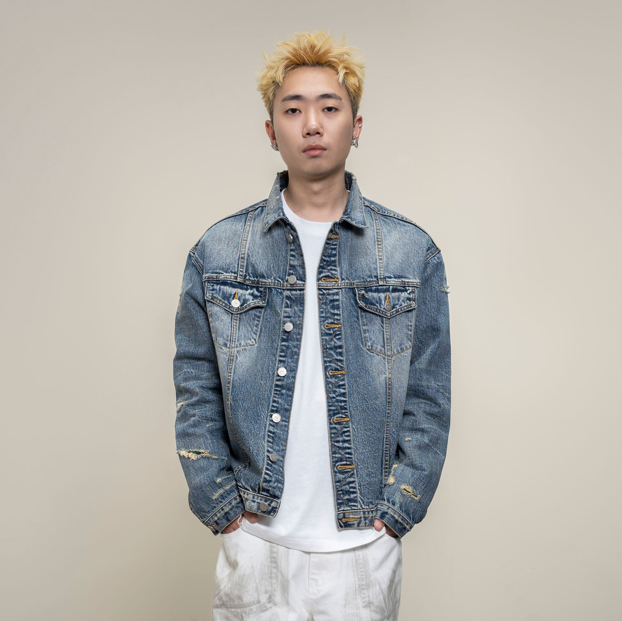 MAKEMORE Retro Distressed Ripped Denim Jacket
