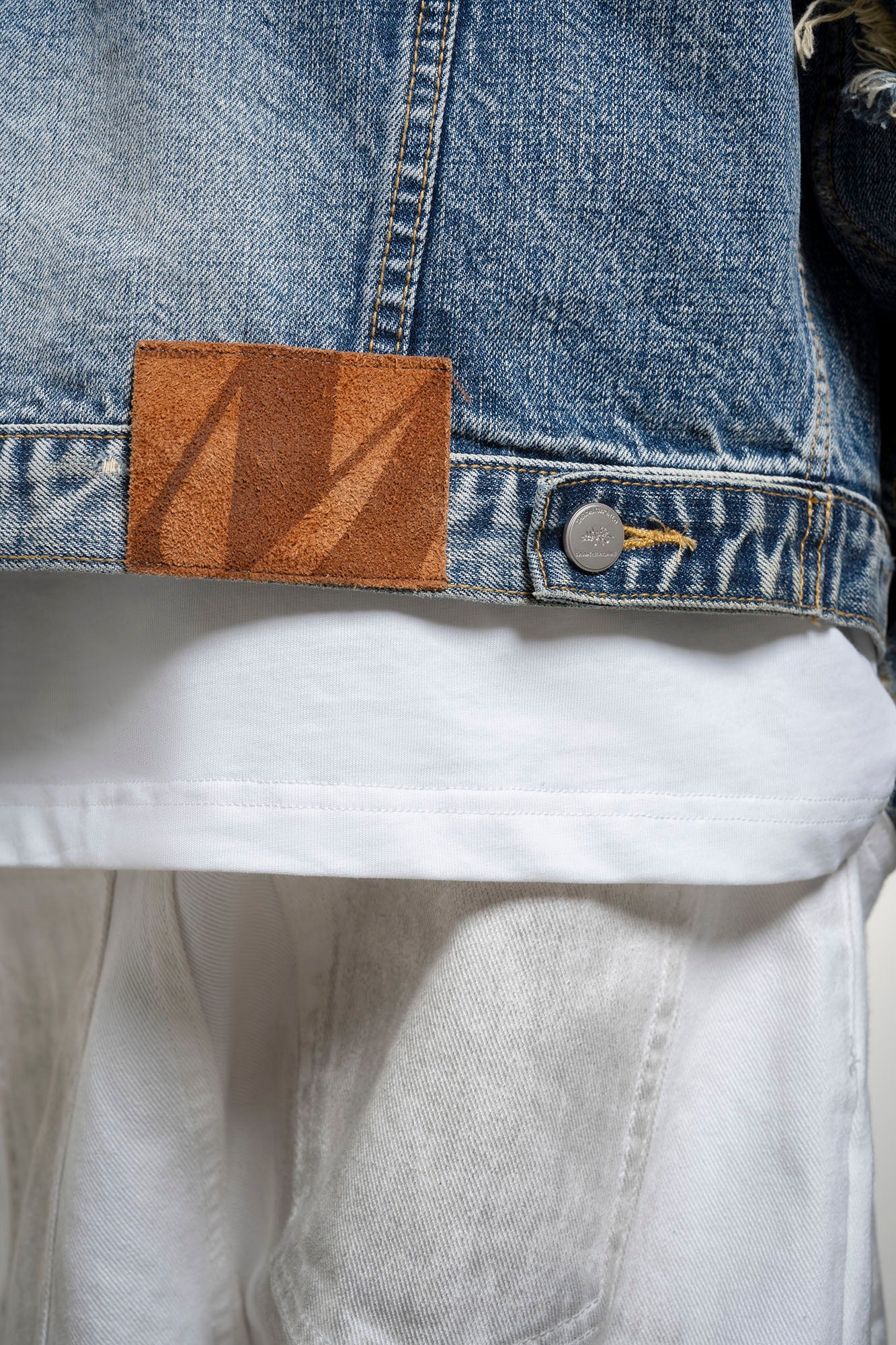 MAKEMORE Retro Distressed Ripped Denim Jacket