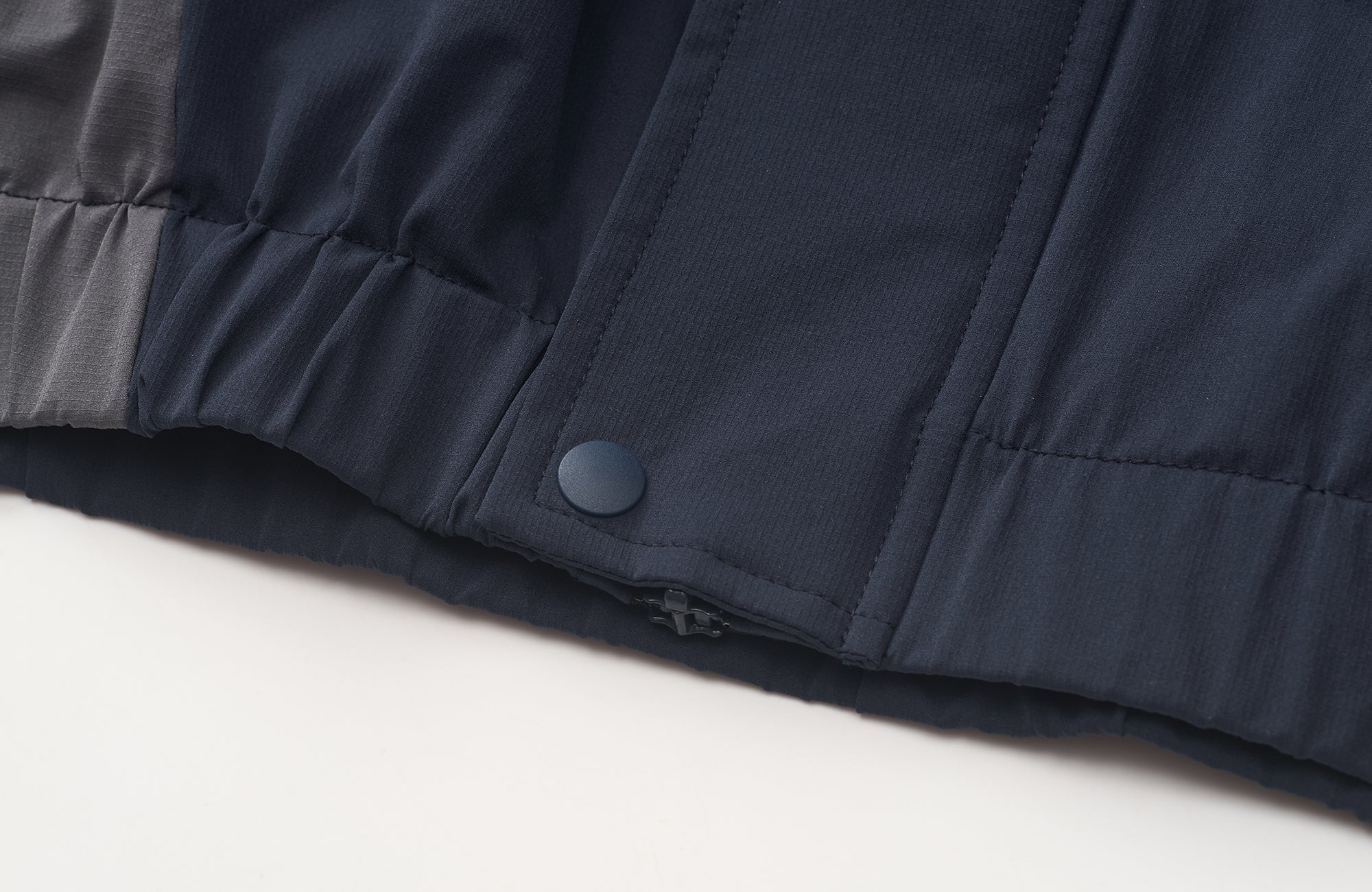 ROARINGWILD A ARCH Embroidered Graphic Raglan Jacket