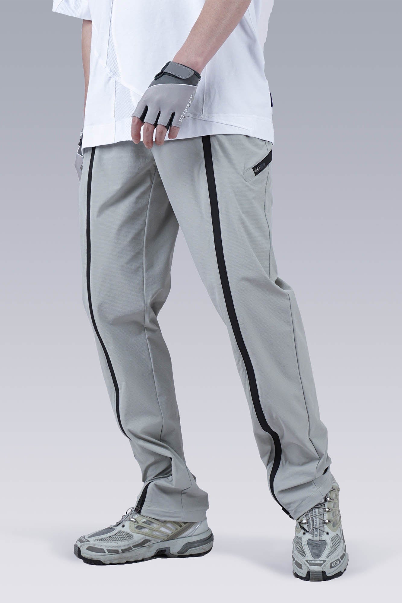 SILENSTORM Center-Zip Split Quick-Dry Pants