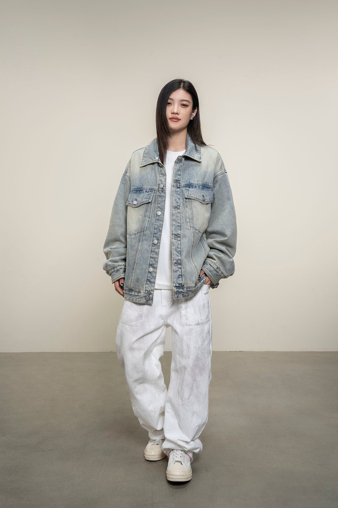 MAKEMORE Detachable Sherpa Collar Distressed Denim Jacket