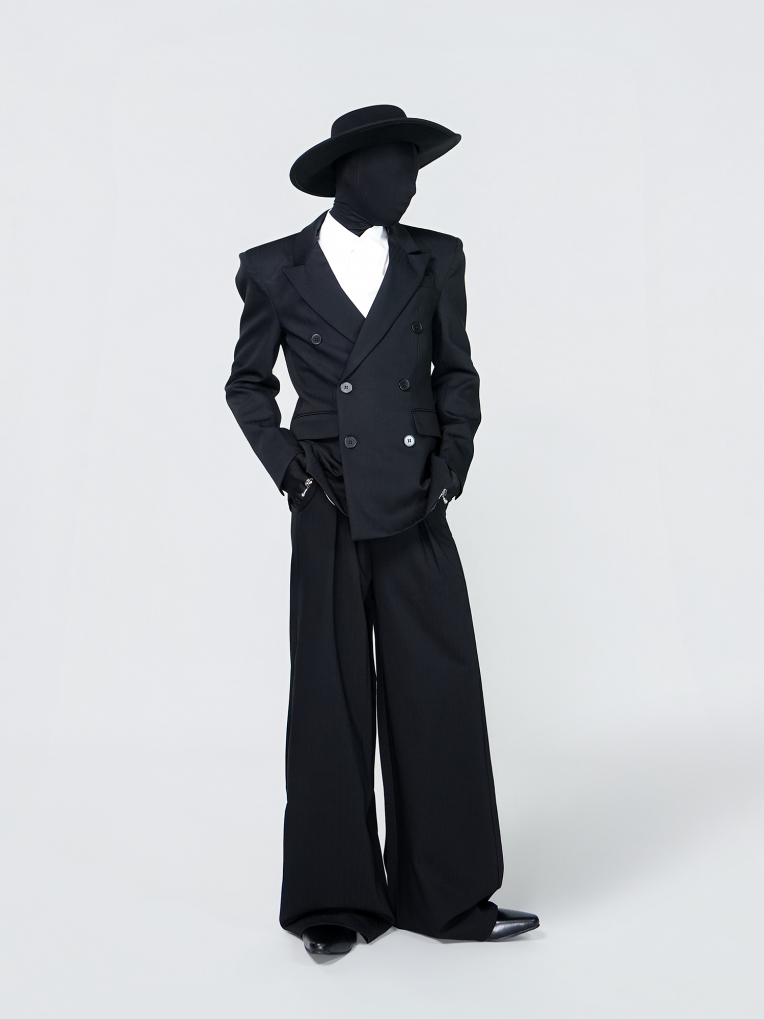 VE2 Faded Stripe Classic Blazer