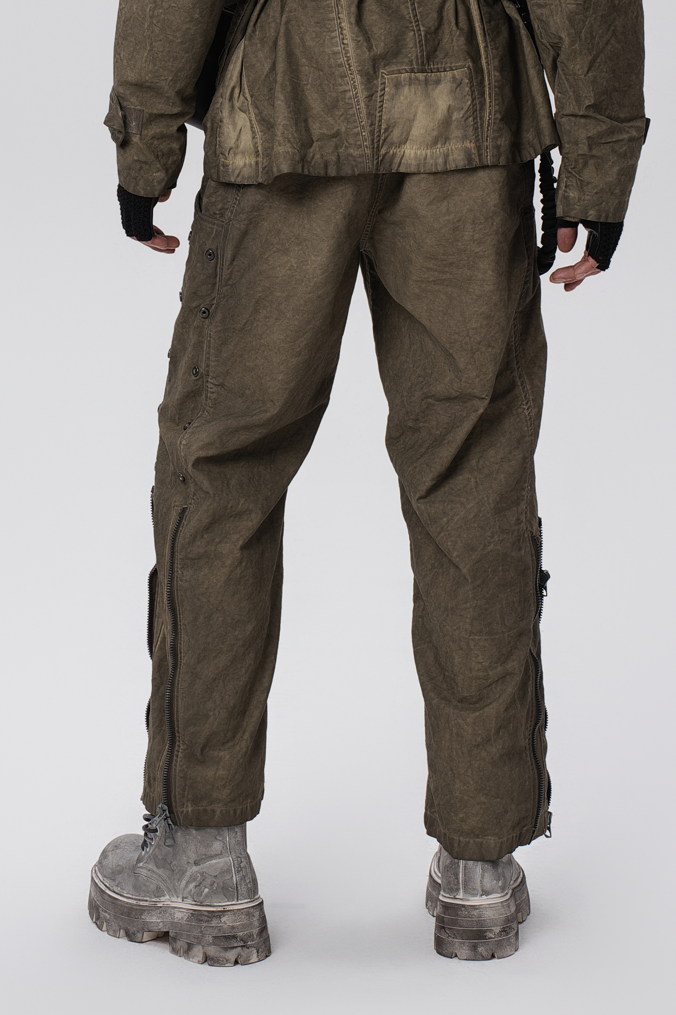 STEAM Distressed Mesh-Knee Multi-Pocket Straight-Leg Cargo Pants