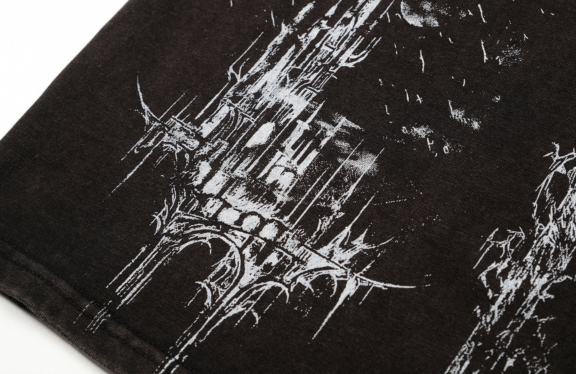 DREAM BAND Gothic Thorn Graphic Tee