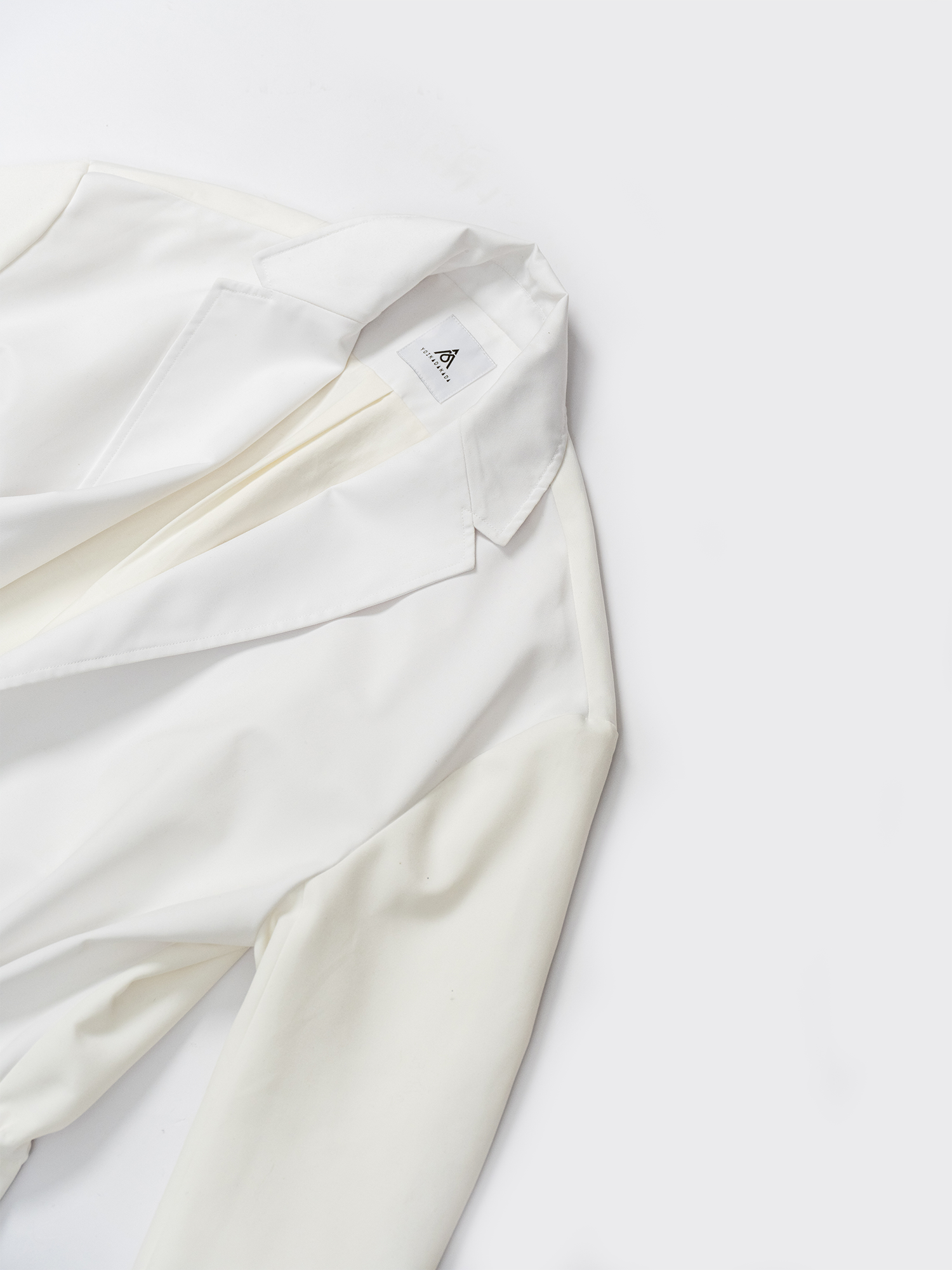 KADAKADA Bear-Tag Waist-Drawstring Trench