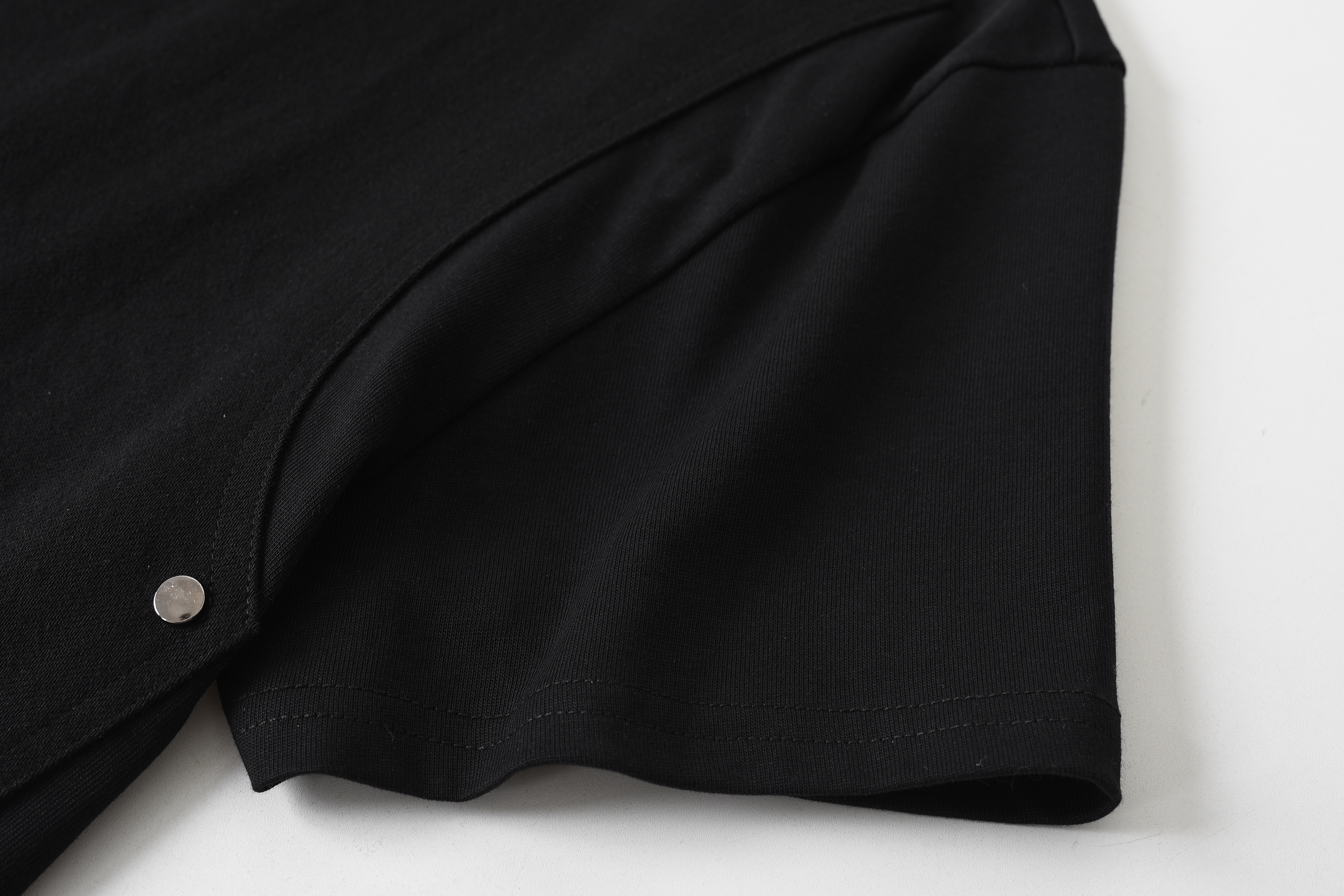 DREAM BAND Gothic Zippered Black Graphic T-Shirt