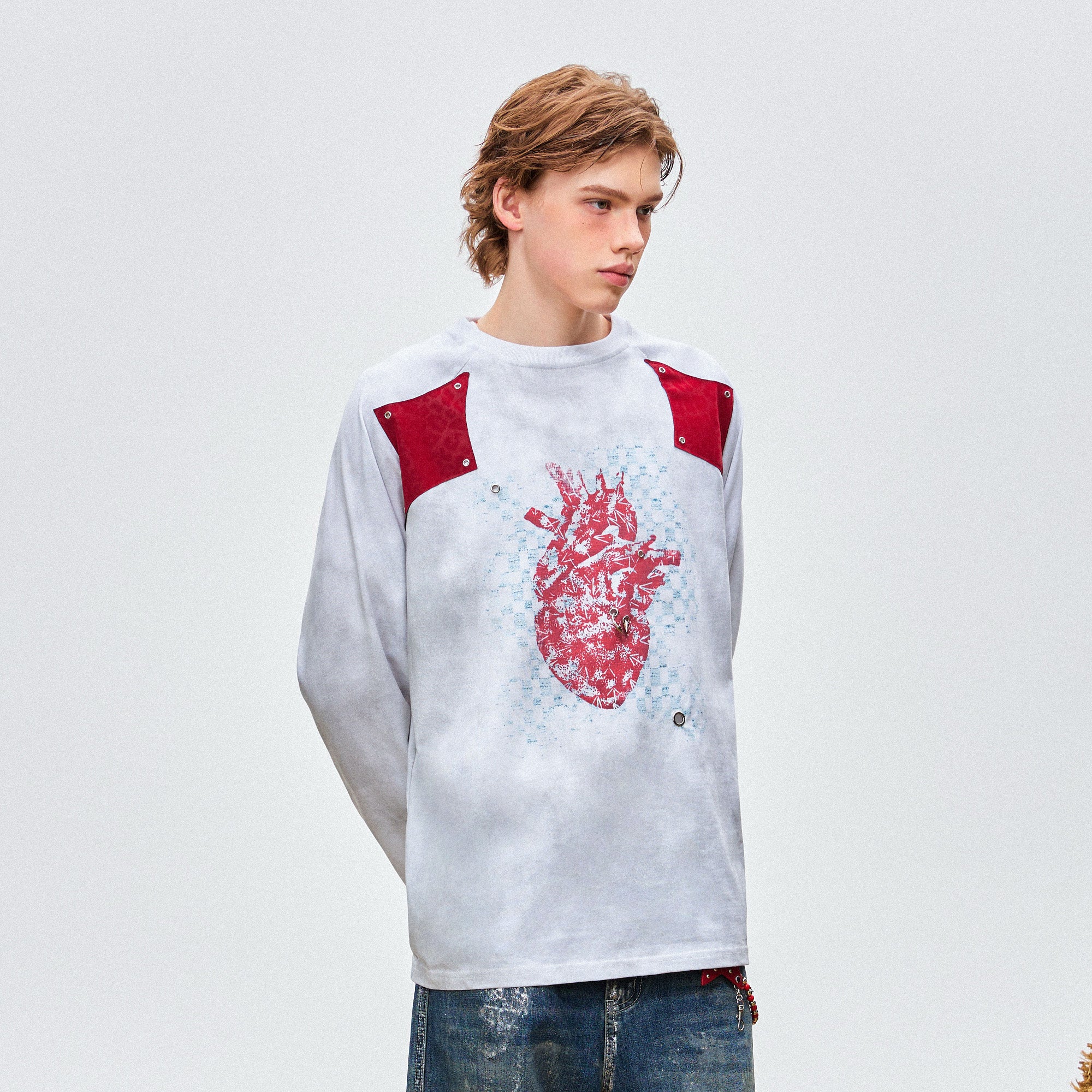 OIPWORD Heart Graphic Appliqué Long-Sleeve Tee, premium urban and streetwear designers apparel on PROJECTISR.com, OIPWORD