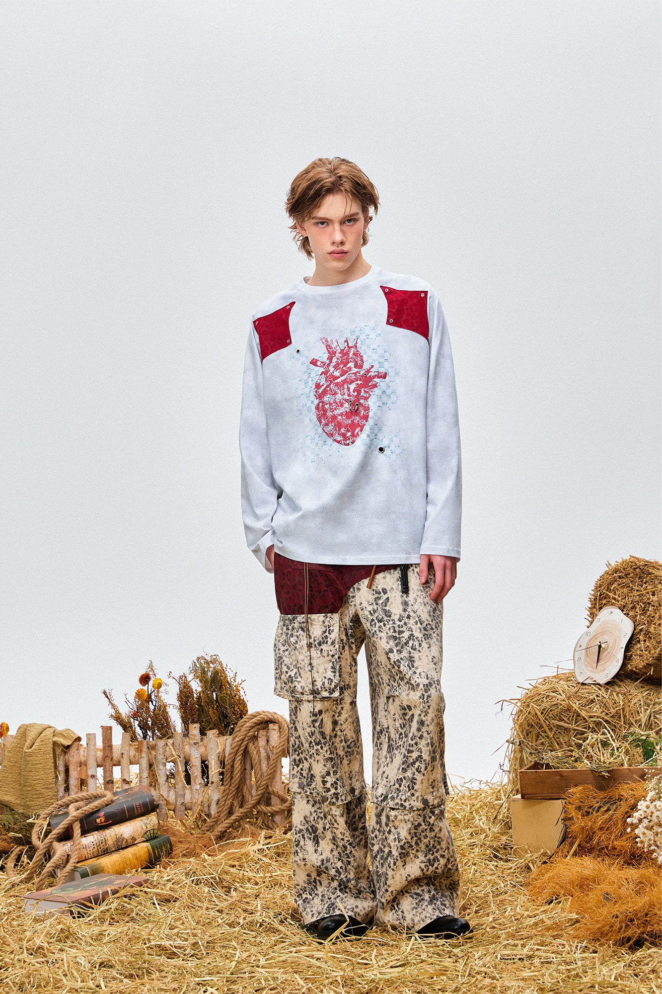 OIPWORD Heart Graphic Appliqué Long-Sleeve Tee, premium urban and streetwear designers apparel on PROJECTISR.com, OIPWORD