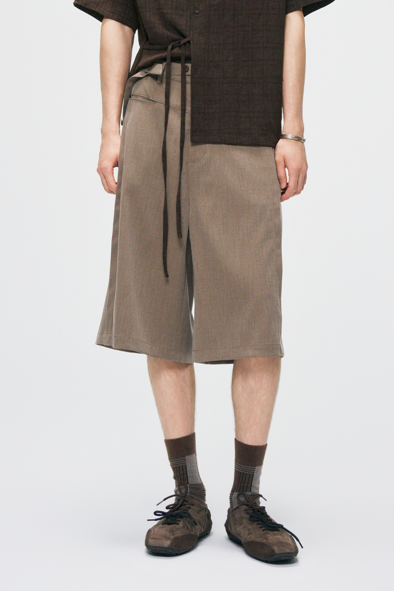 GONGHE REPUB Draped Belted Wool Shorts
