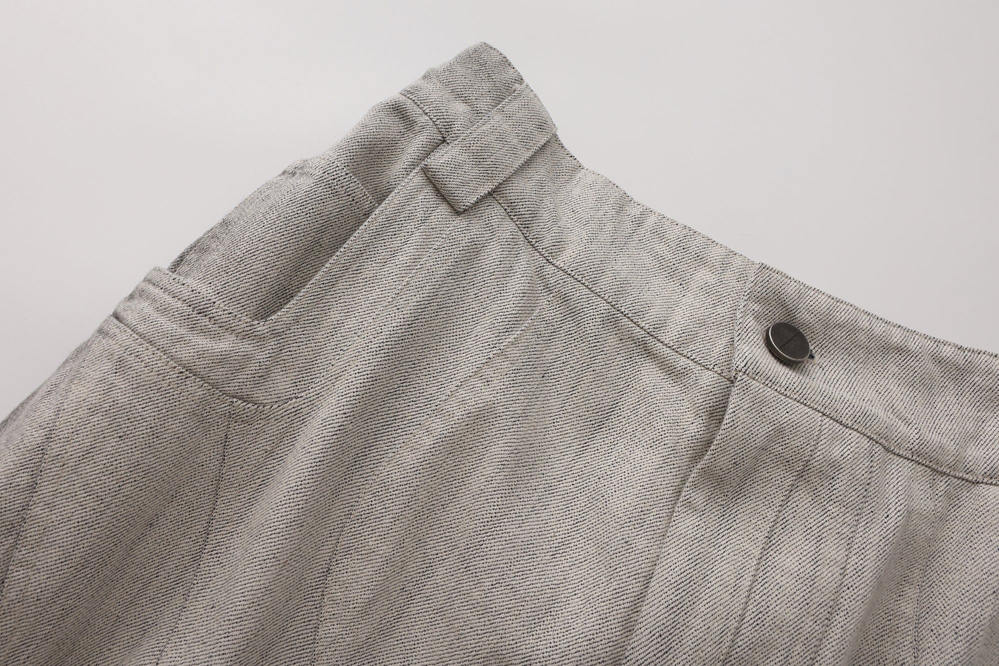 VANN VALRENCE Curved Panel Gradient Washed Flared Jeans
