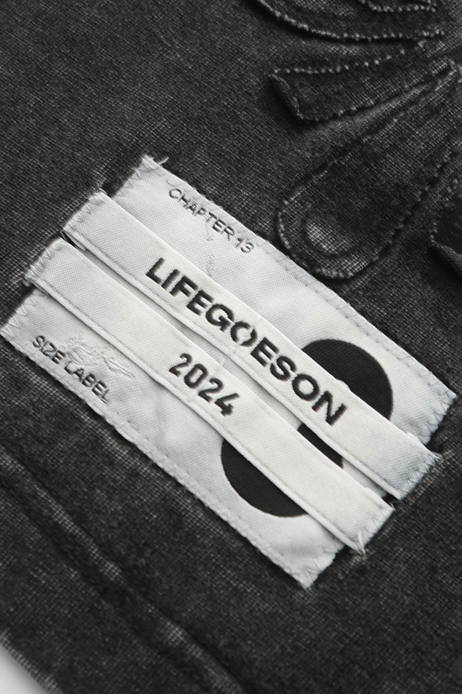 LIFEGOESON Badged Embroidery Pocket Washed T-Shirt