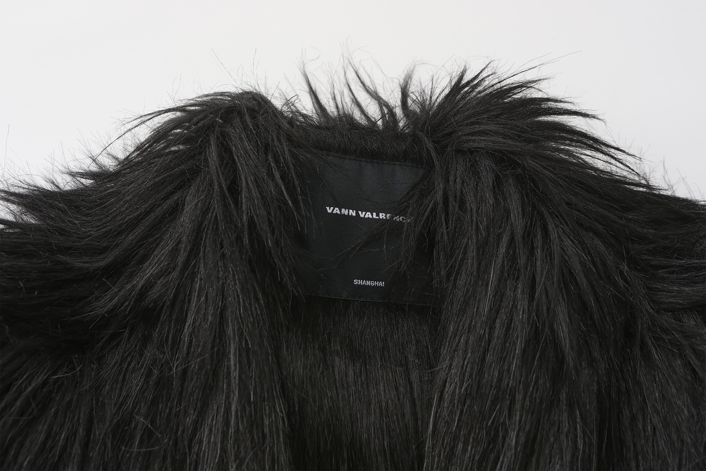 VANN VALRENCE Ombre V-Neck Faux Fur Jacket