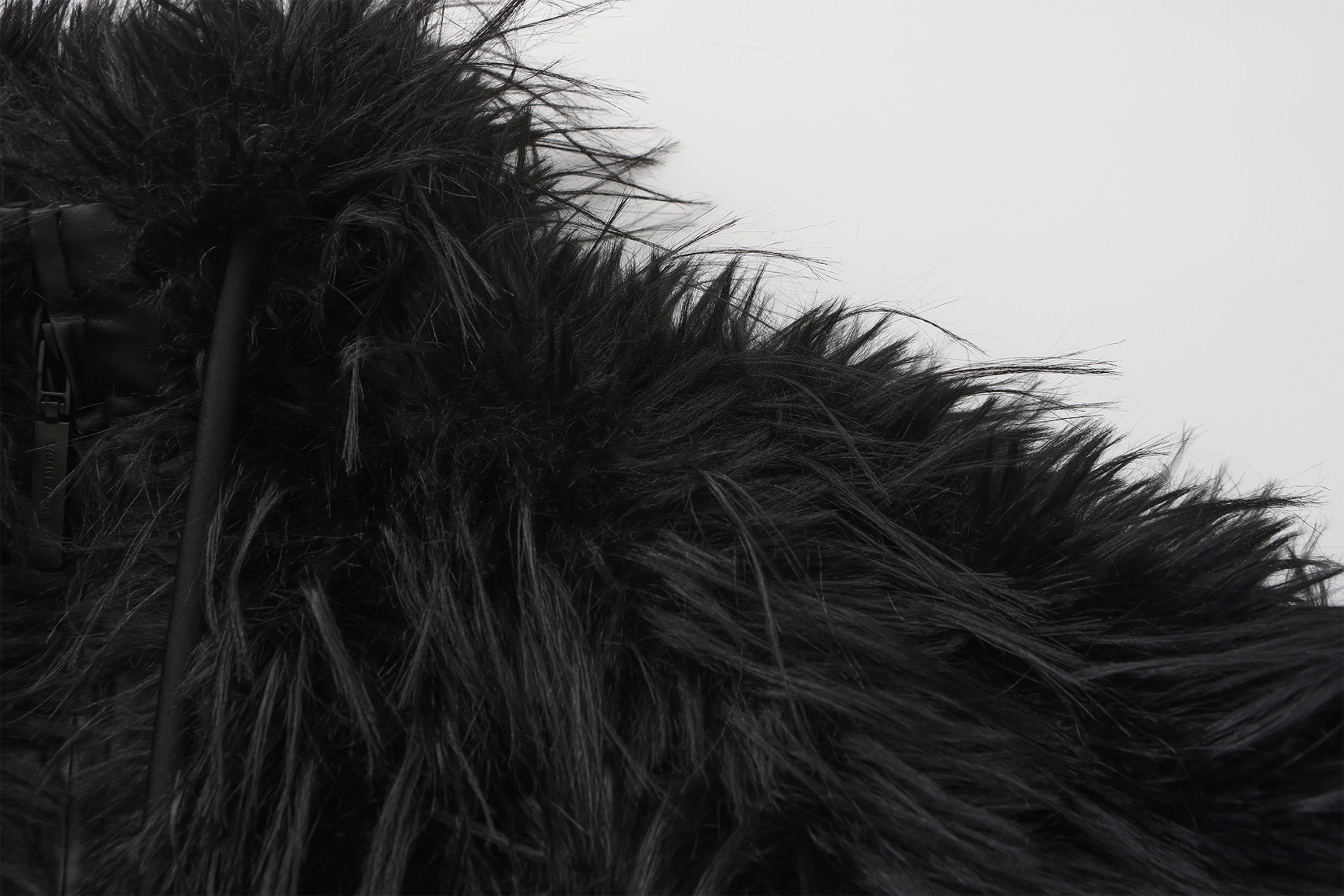 VANN VALRENCE Shaggy Layer Faux Fur Jacket