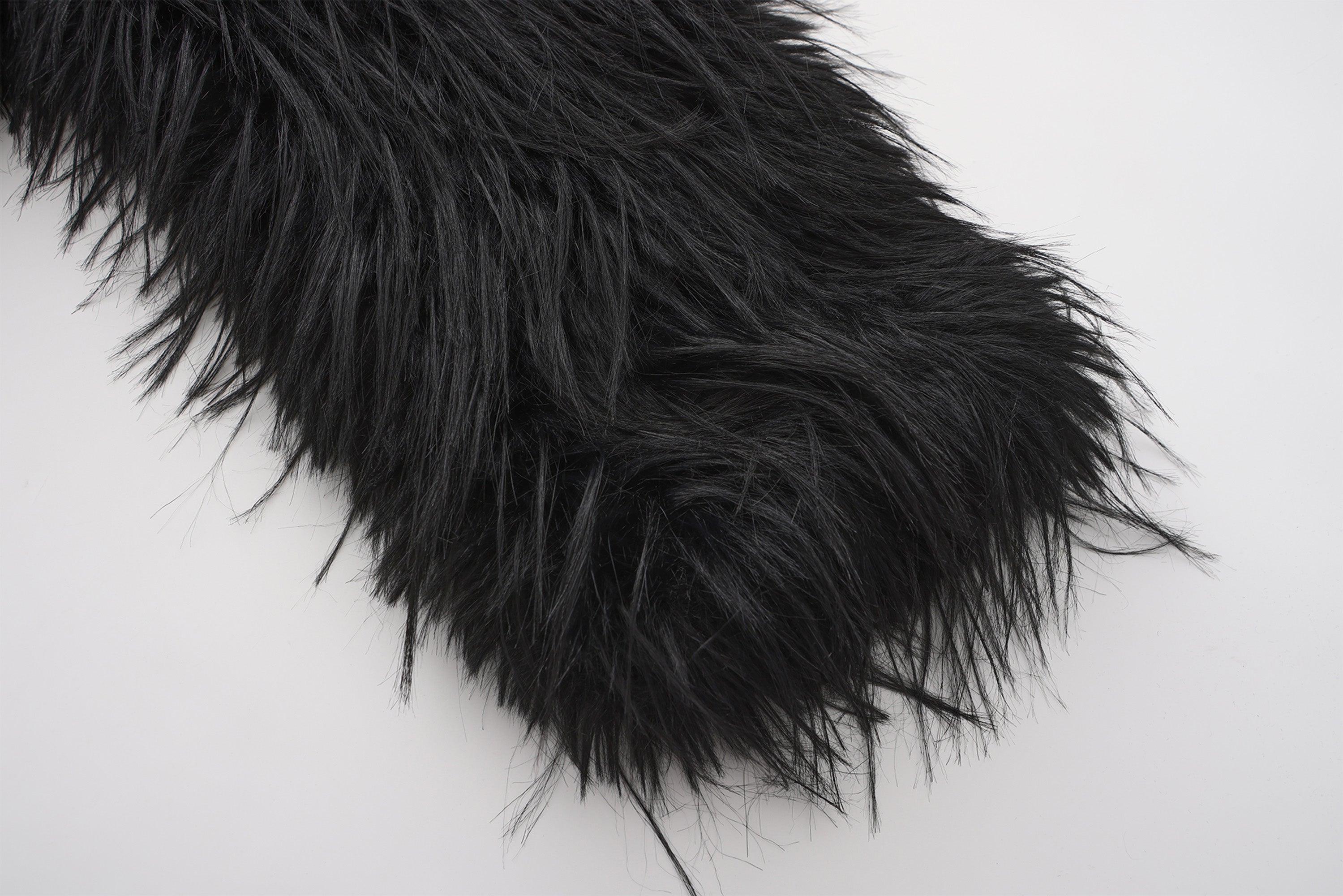 VANN VALRENCE Shaggy Layer Faux Fur Jacket