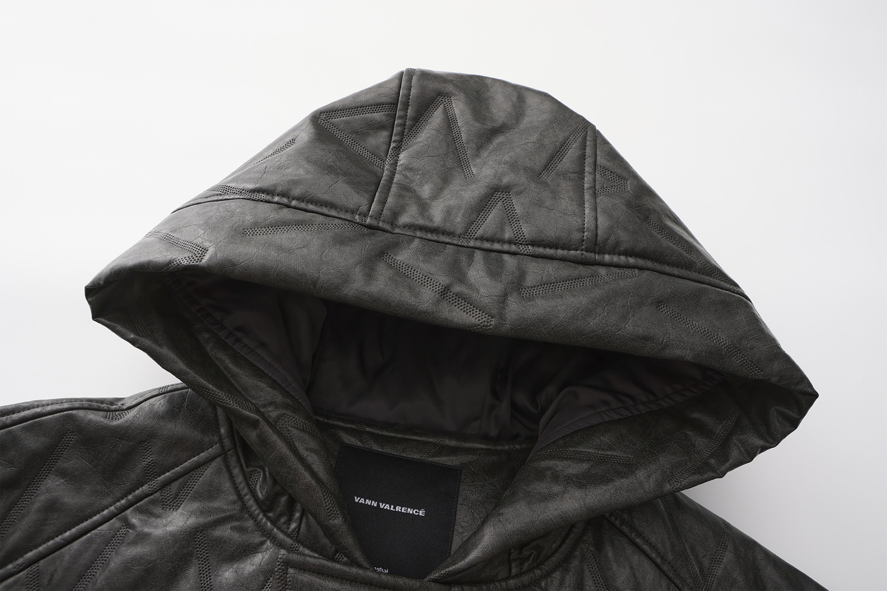 VANN VALRENCE Diamond-Embossed Faux Leather Hooded Puffer