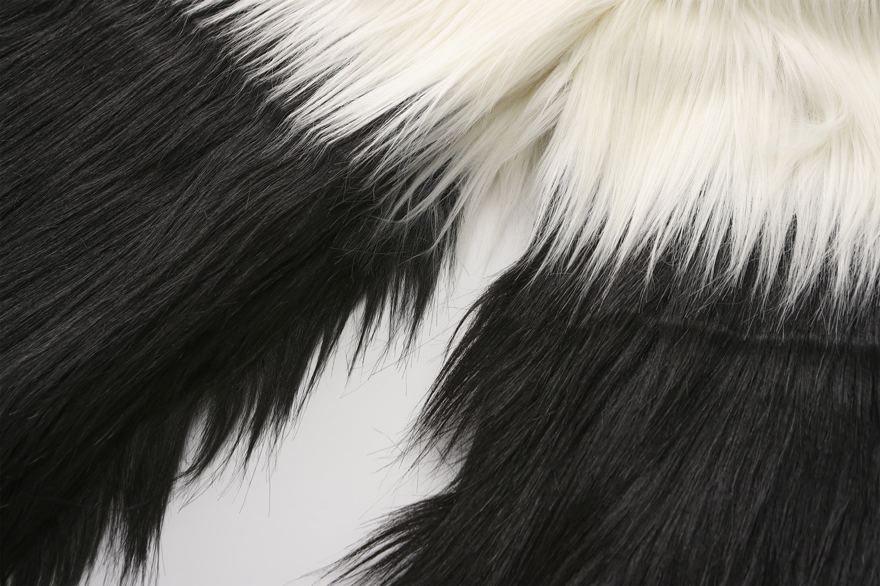 VANN VALRENCE Gradient Mane Faux Fur Maxi Coat