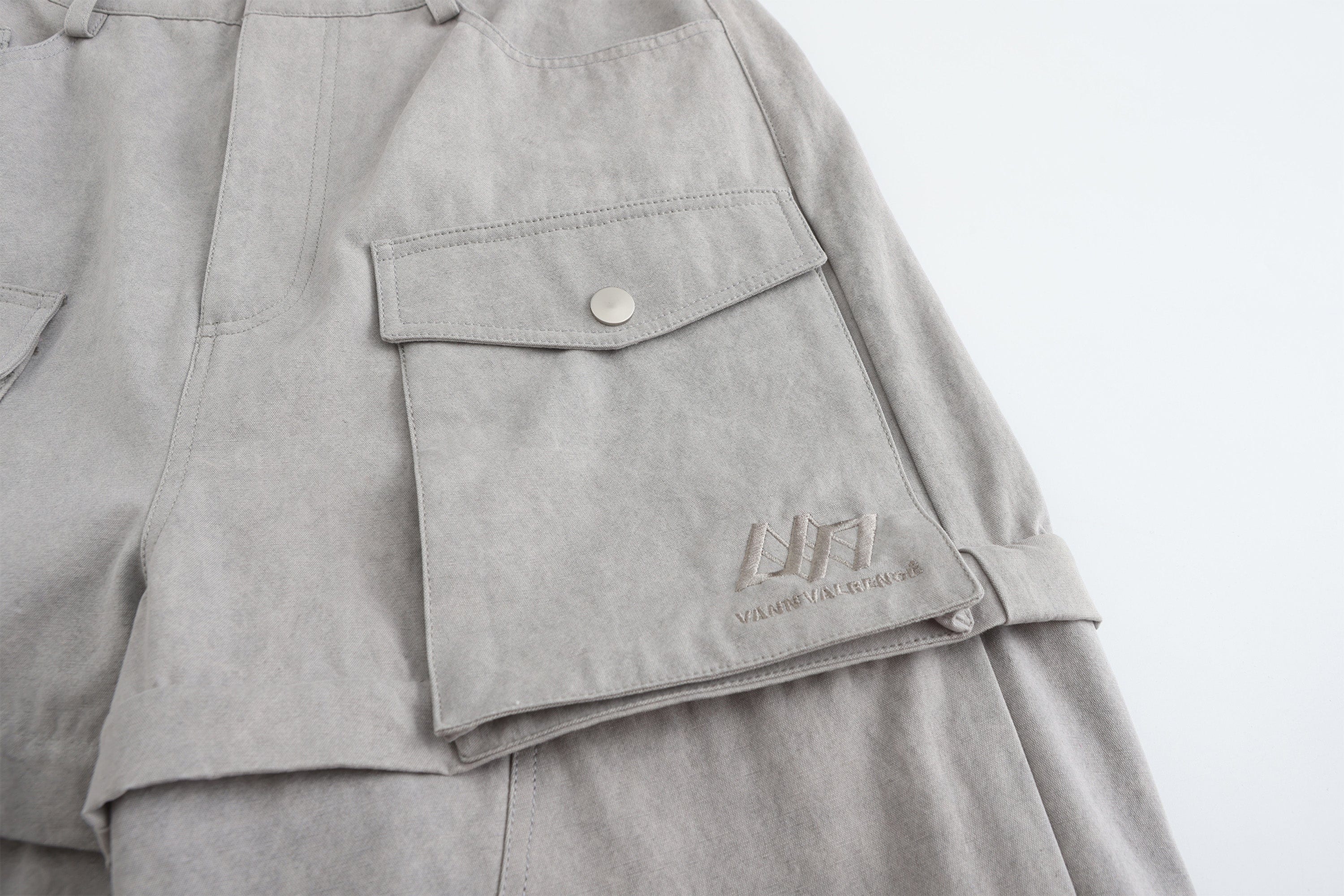 VANN VALRENCE Detachable Washed Multi-Pocket Cargo Pants, premium urban and streetwear designers apparel on PROJECTISR.com, VANN VALRENCE
