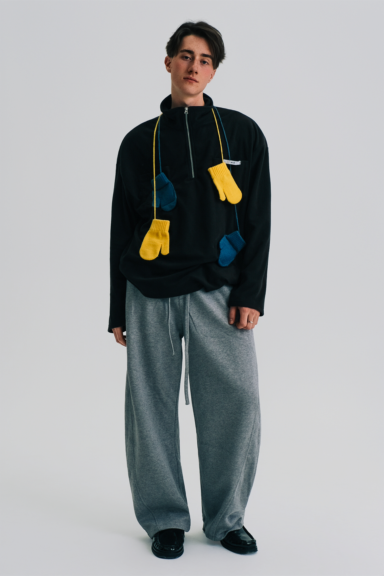 WIID Mitten-Chain Half-Zip Oversized Sweatshirt