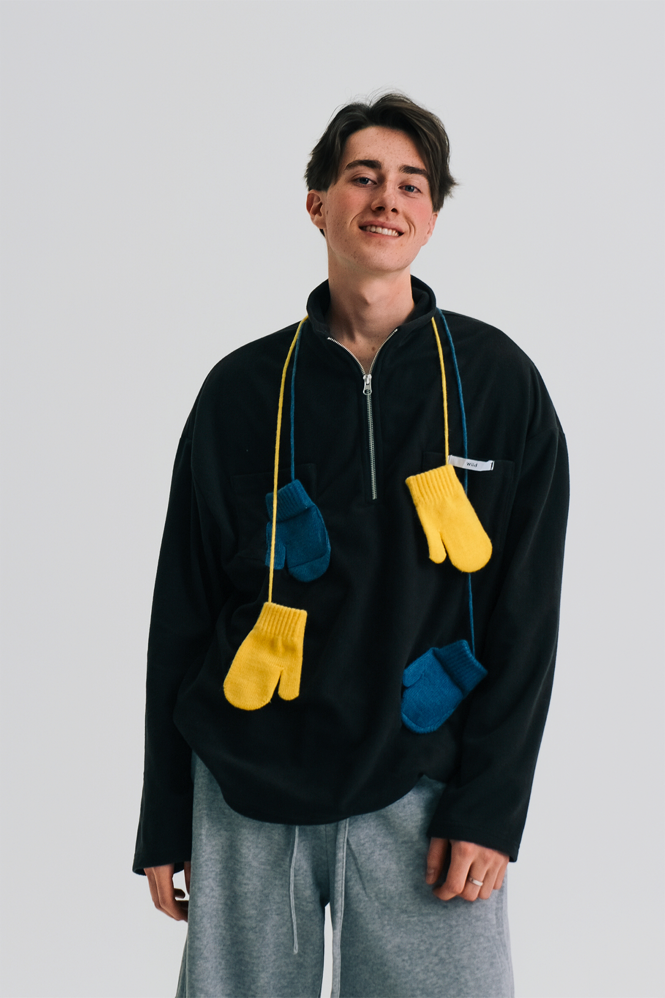 WIID Mitten-Chain Half-Zip Oversized Sweatshirt