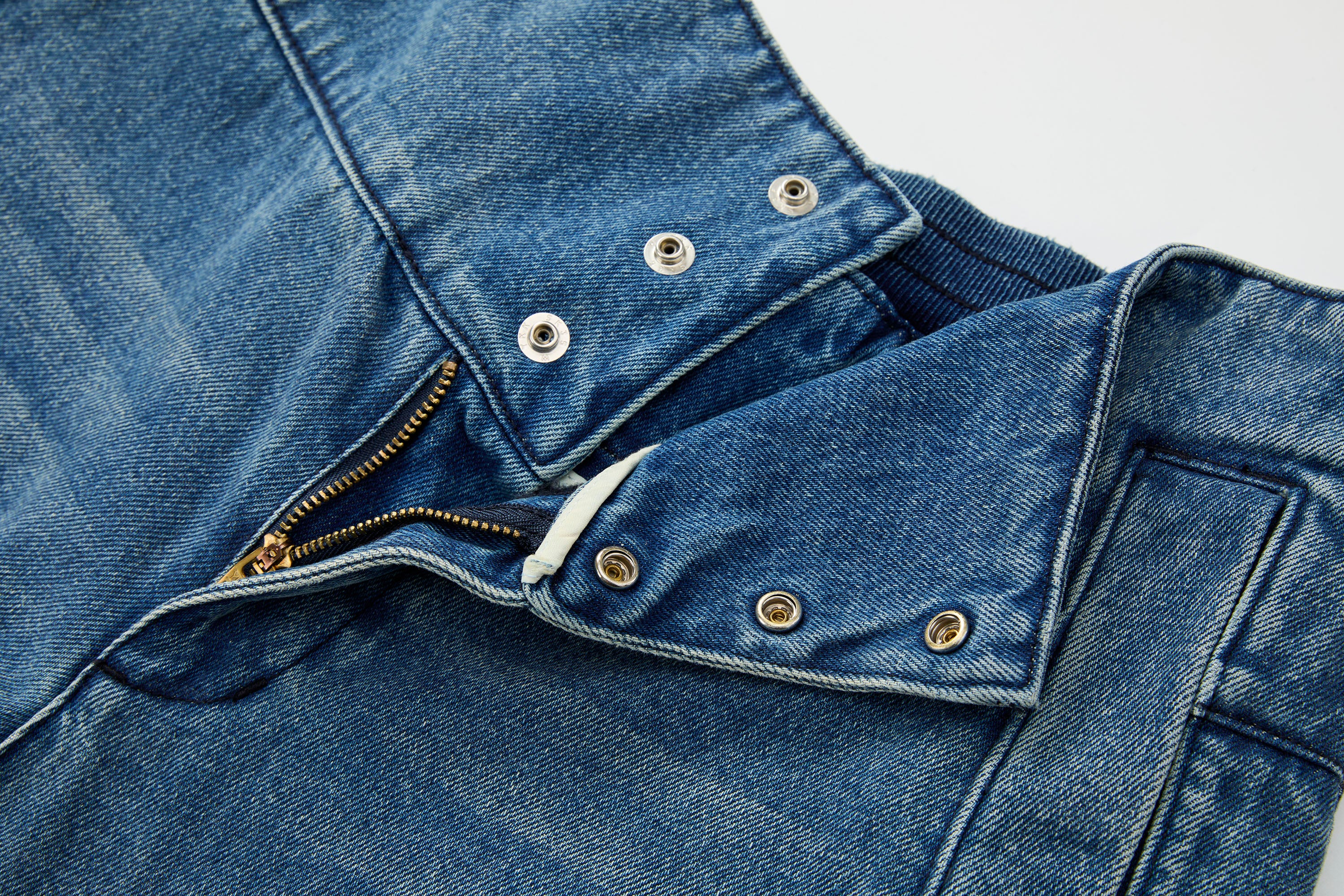 ORGANIC EMOTION Faded Wash Padded-Knee Jeans